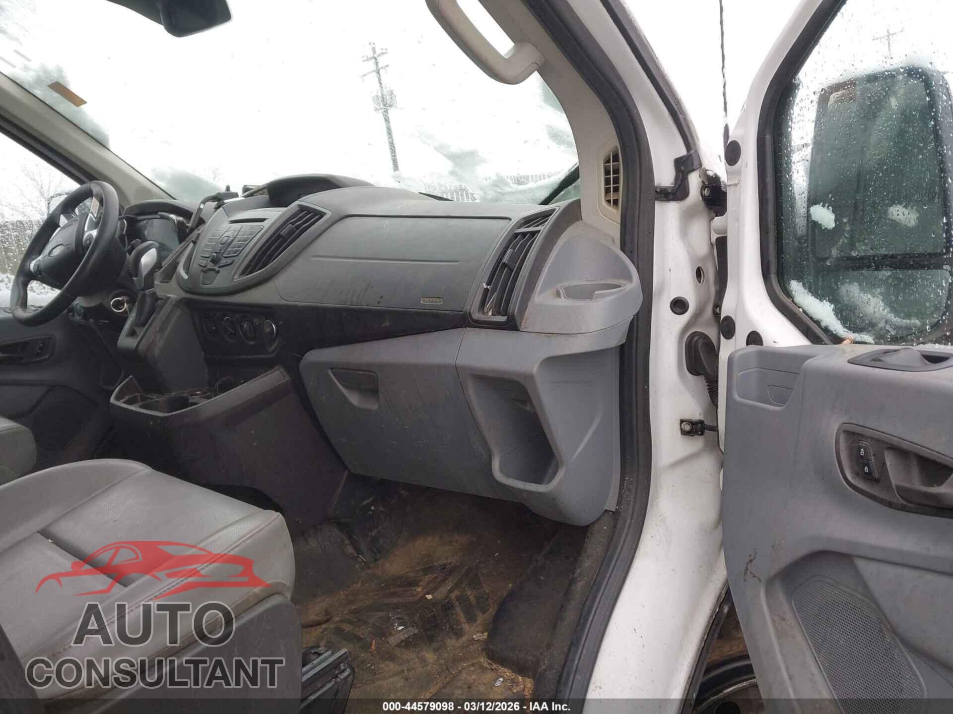 FORD TRANSIT-150 2016 - 1FTYE1ZMXGKA48975