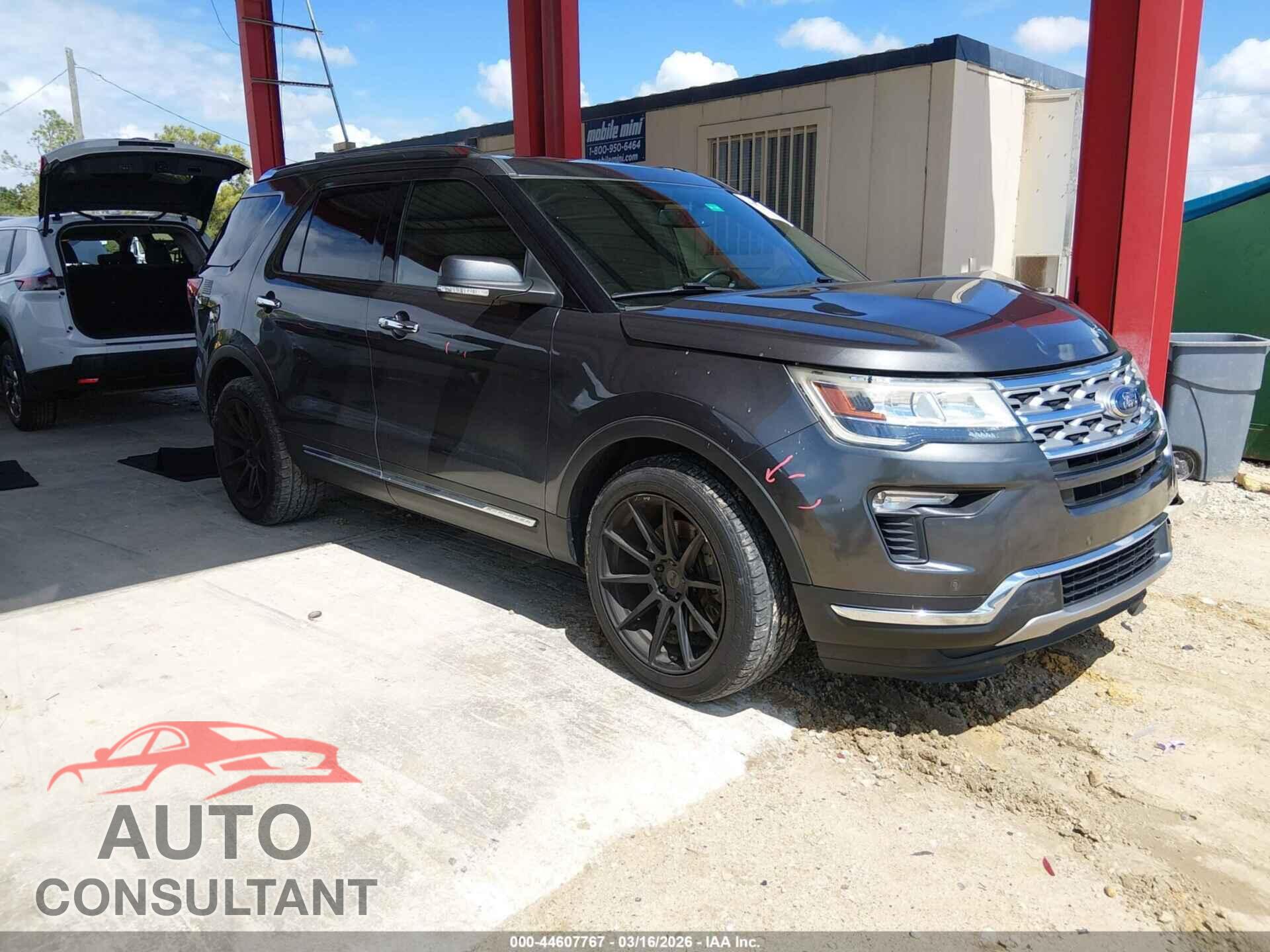 FORD EXPLORER 2018 - 1FM5K7F83JGA81909