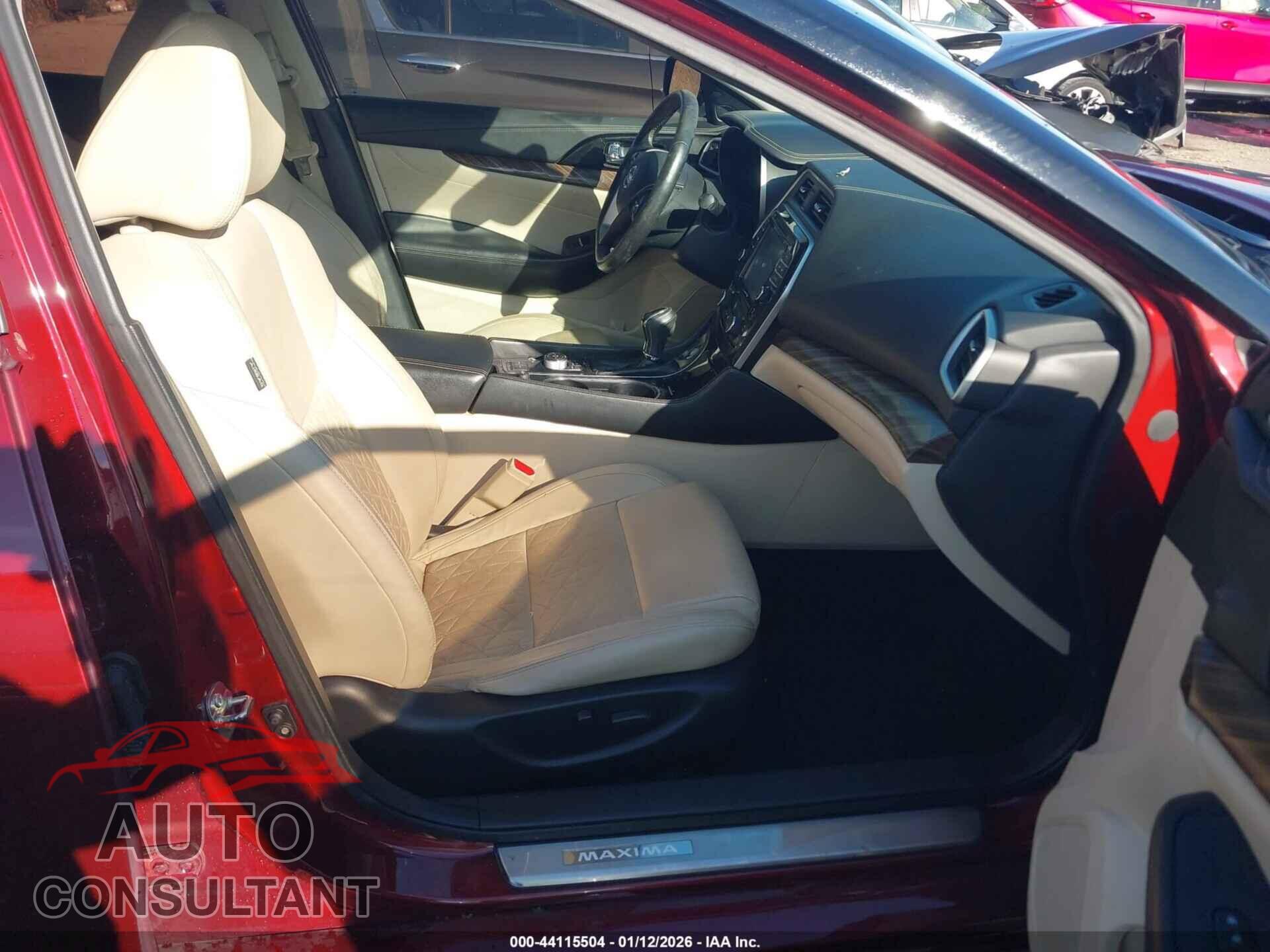 NISSAN MAXIMA 2017 - 1N4AA6AP6HC432995