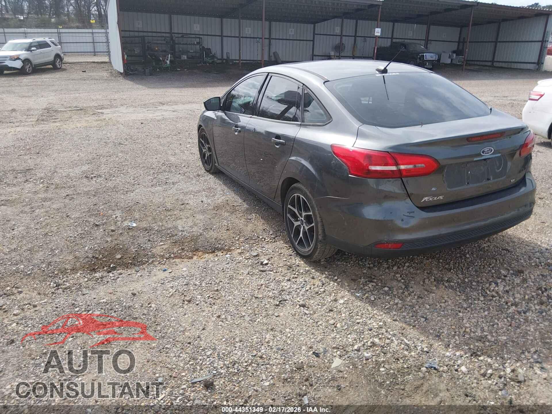 FORD FOCUS 2017 - 1FADP3H21HL274456