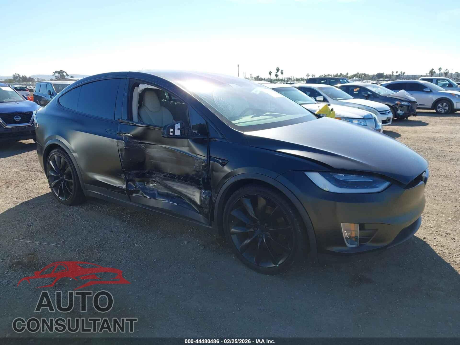 TESLA MODEL X 2019 - 5YJXCBE26KF162425