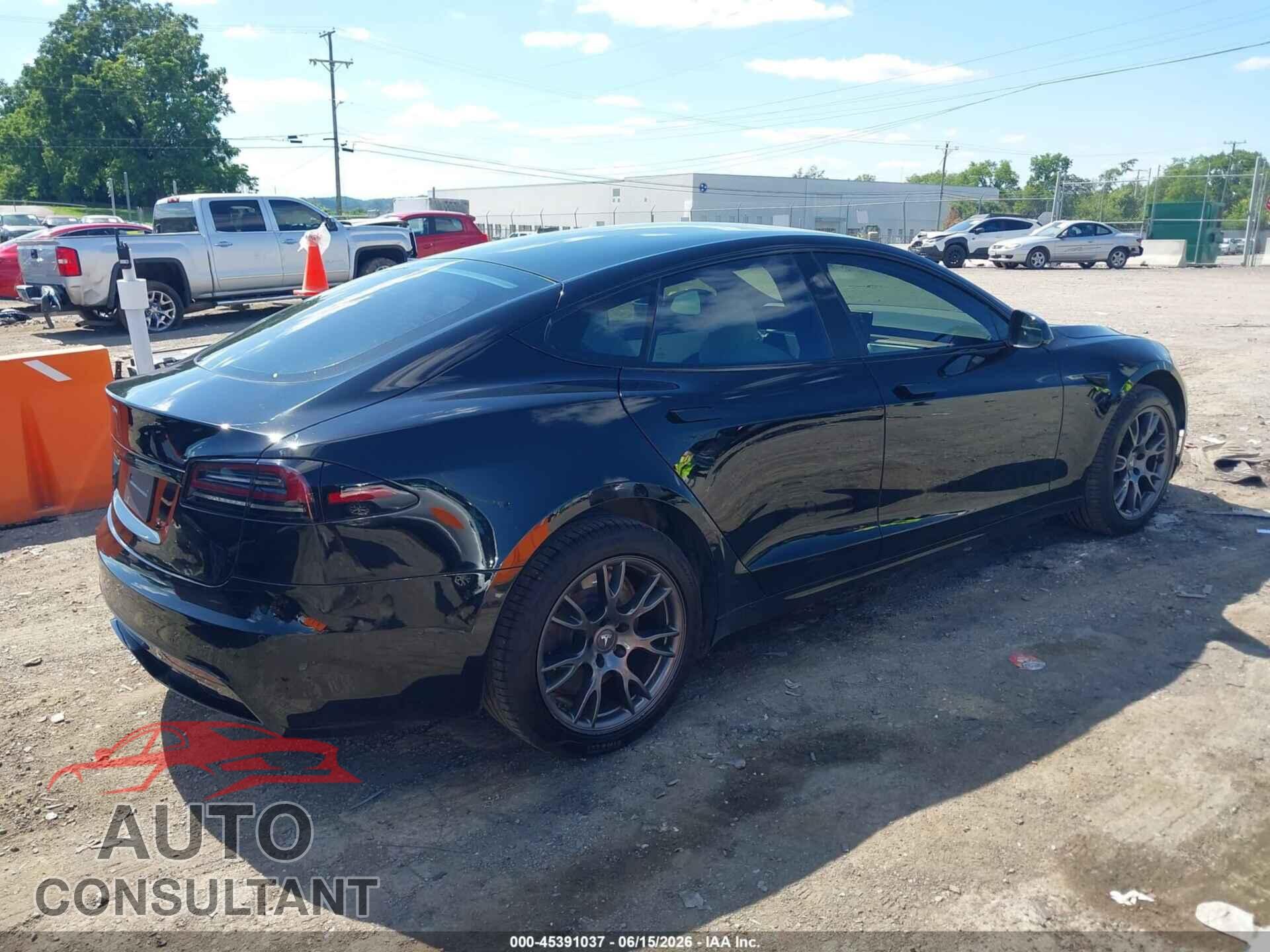 TESLA MODEL S 2022 - 5YJSA1E55NF488399