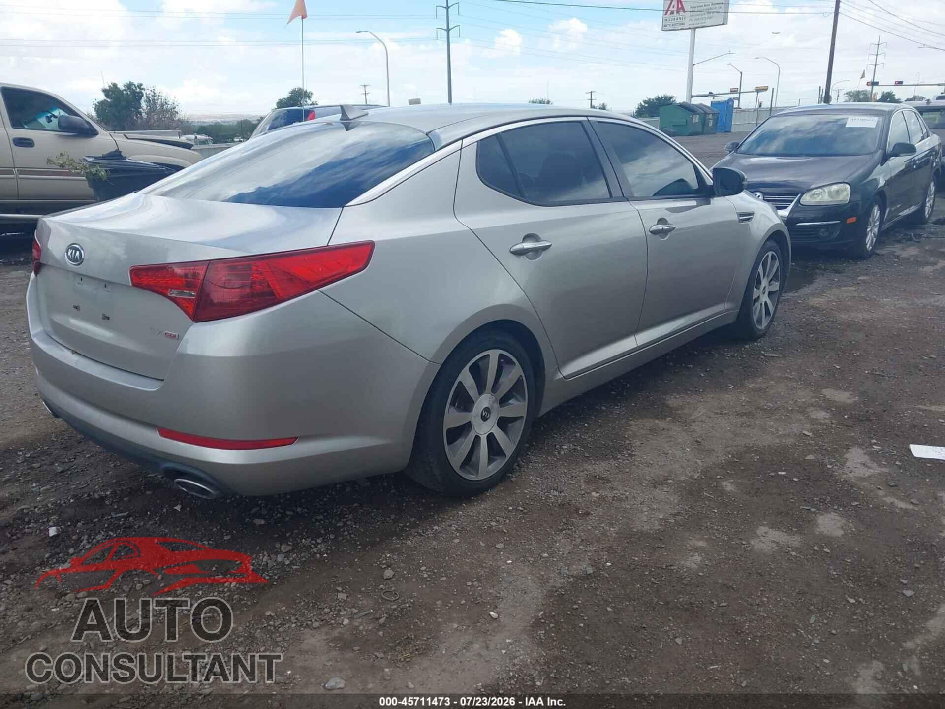 KIA OPTIMA 2011 - KNAGN4A78B5076829