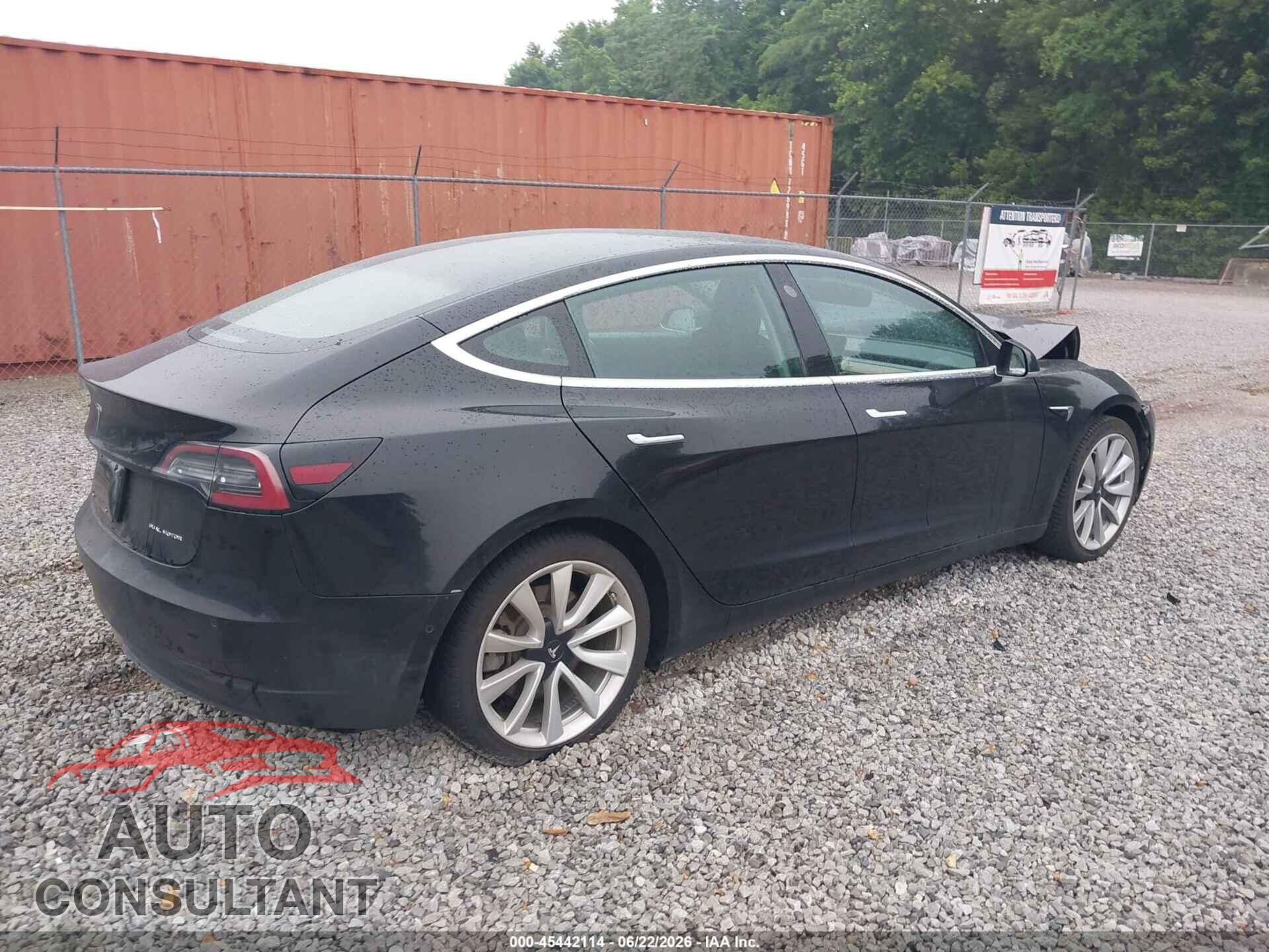 TESLA MODEL 3 2018 - 5YJ3E1EBXJF186681