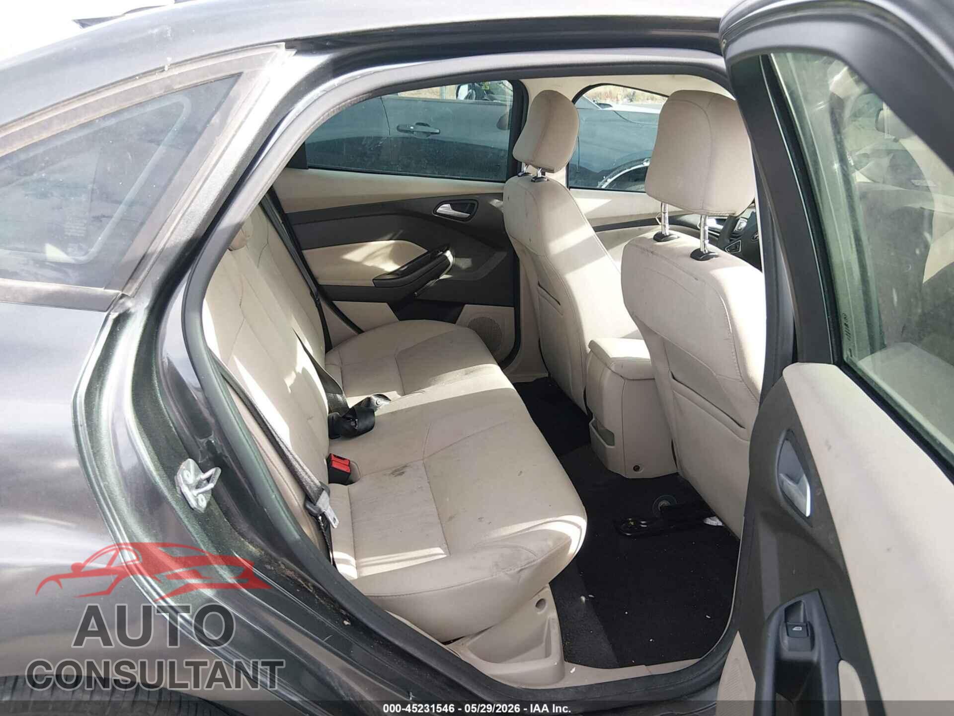 FORD FOCUS 2017 - 1FADP3FE2HL276682