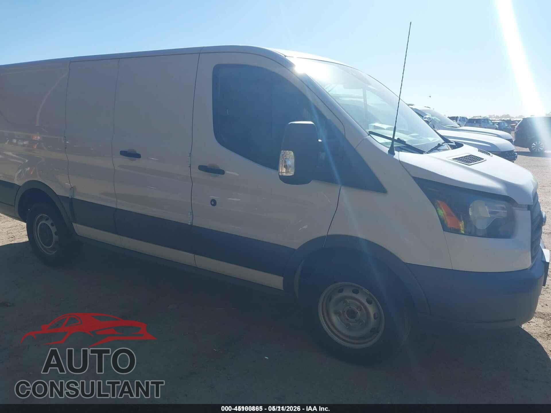 FORD TRANSIT-150 2016 - 1FTYE1ZM5GKB03641