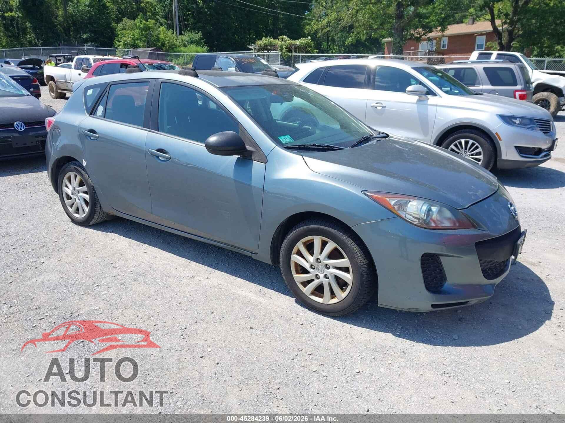 MAZDA MAZDA3 2012 - JM1BL1L84C1661908