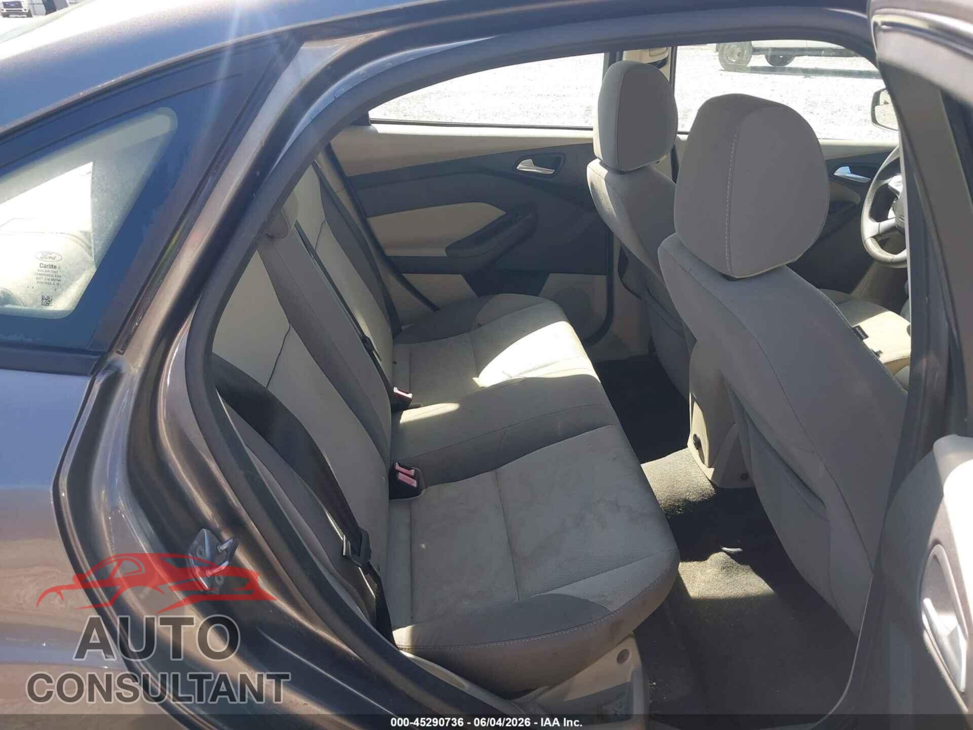 FORD FOCUS 2013 - 1FADP3F24DL217570