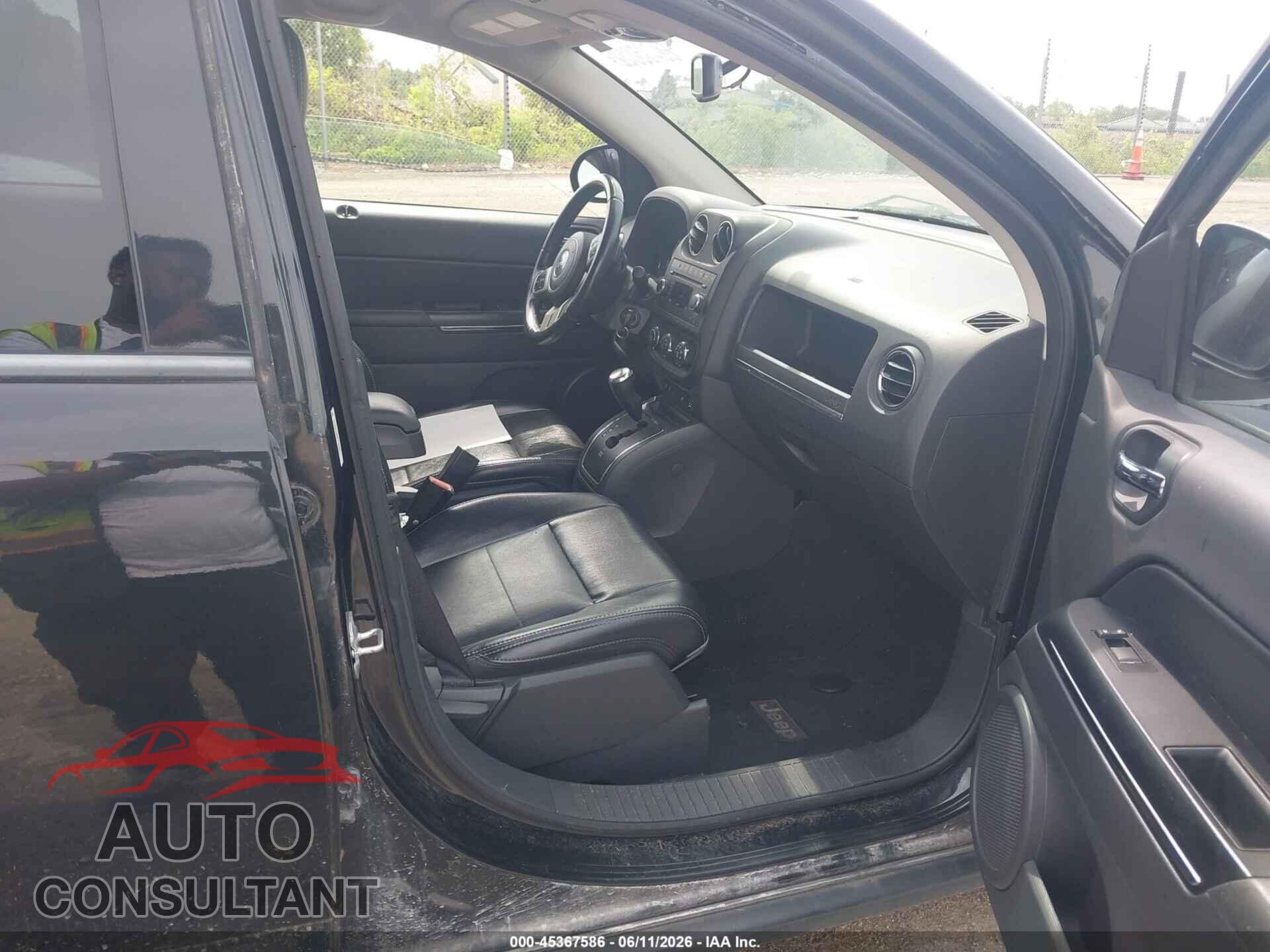 JEEP COMPASS 2011 - 1J4NF5FB5BD164523