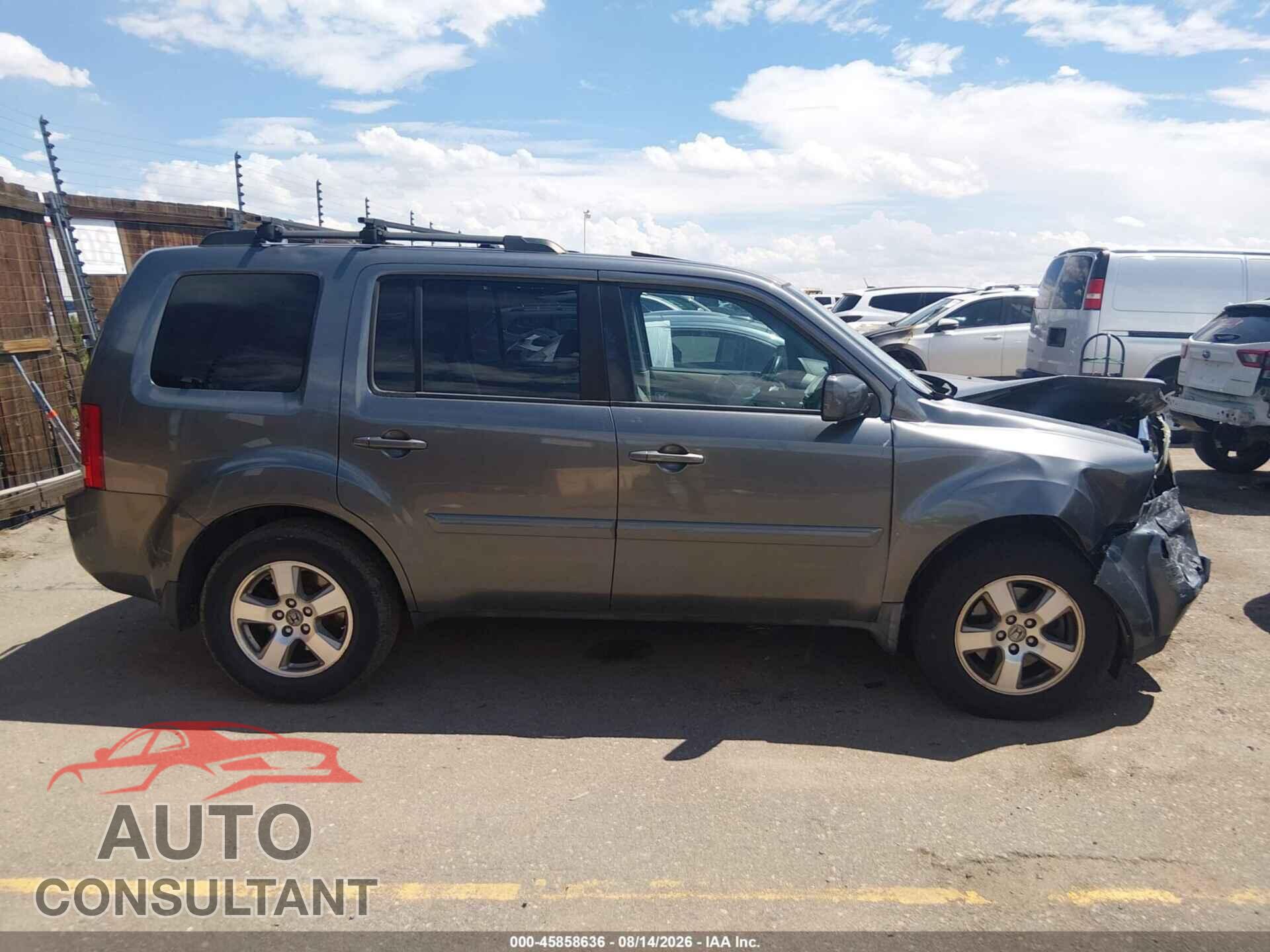HONDA PILOT 2011 - 5FNYF4H5XBB040826