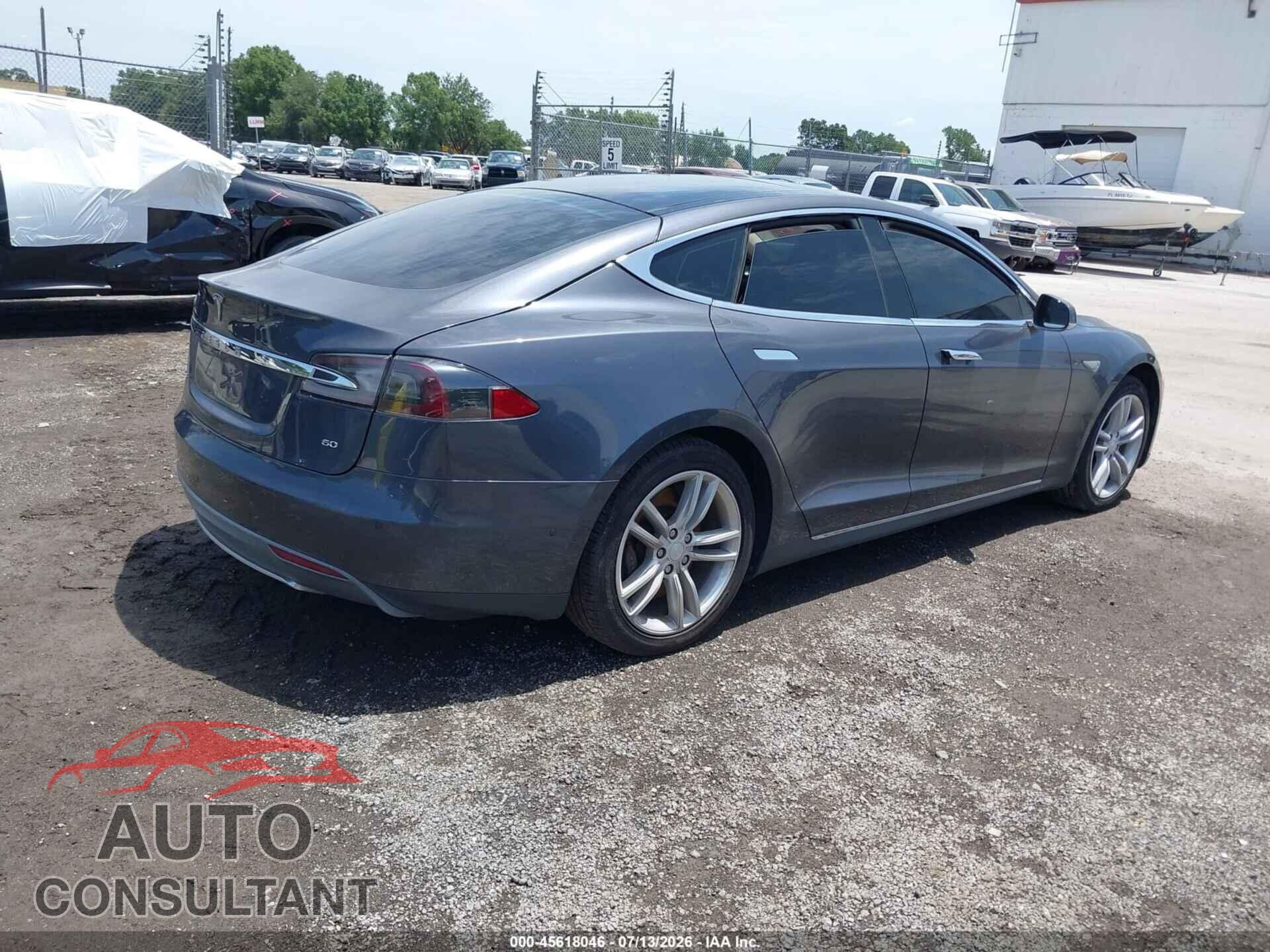 TESLA MODEL S 2014 - 5YJSA1S10EFP56681