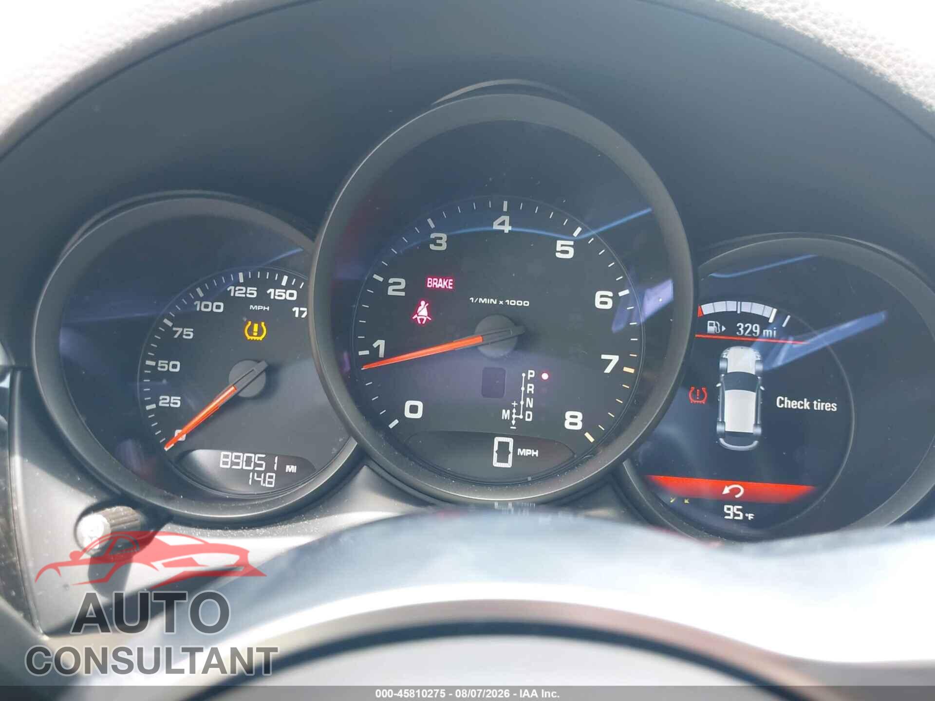 PORSCHE MACAN 2018 - WP1AA2A50JLB21701