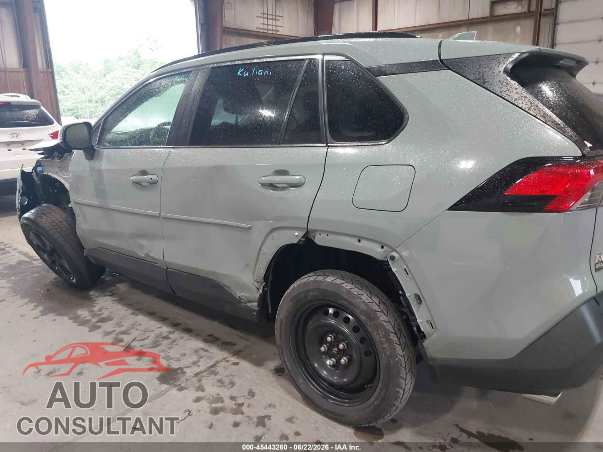 TOYOTA RAV4 2019 - JTMP1RFV2KD027232