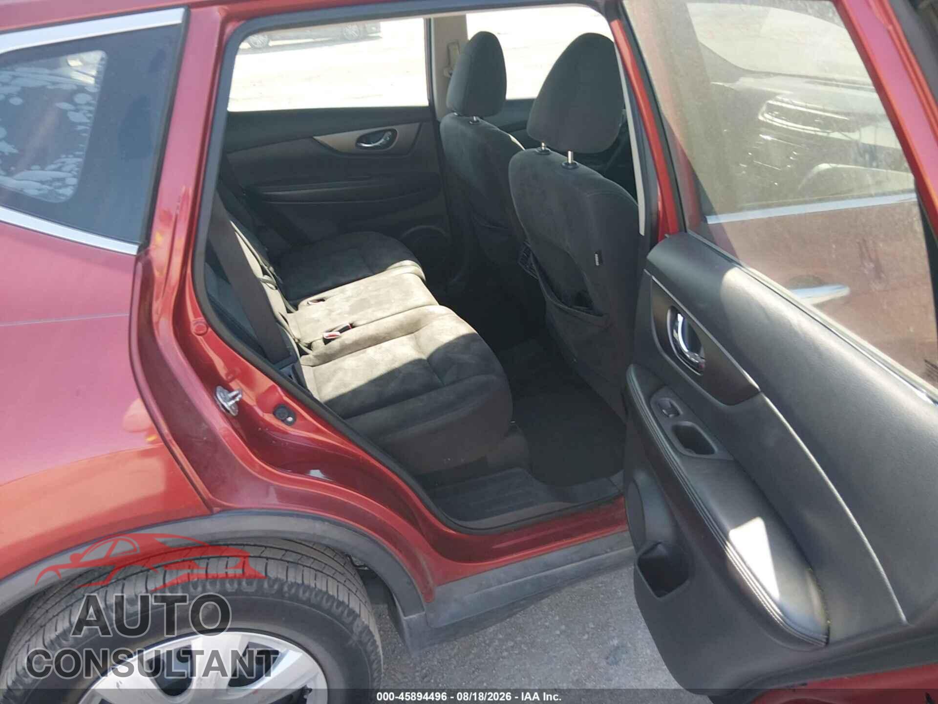 NISSAN ROGUE 2015 - KNMAT2MT2FP589046