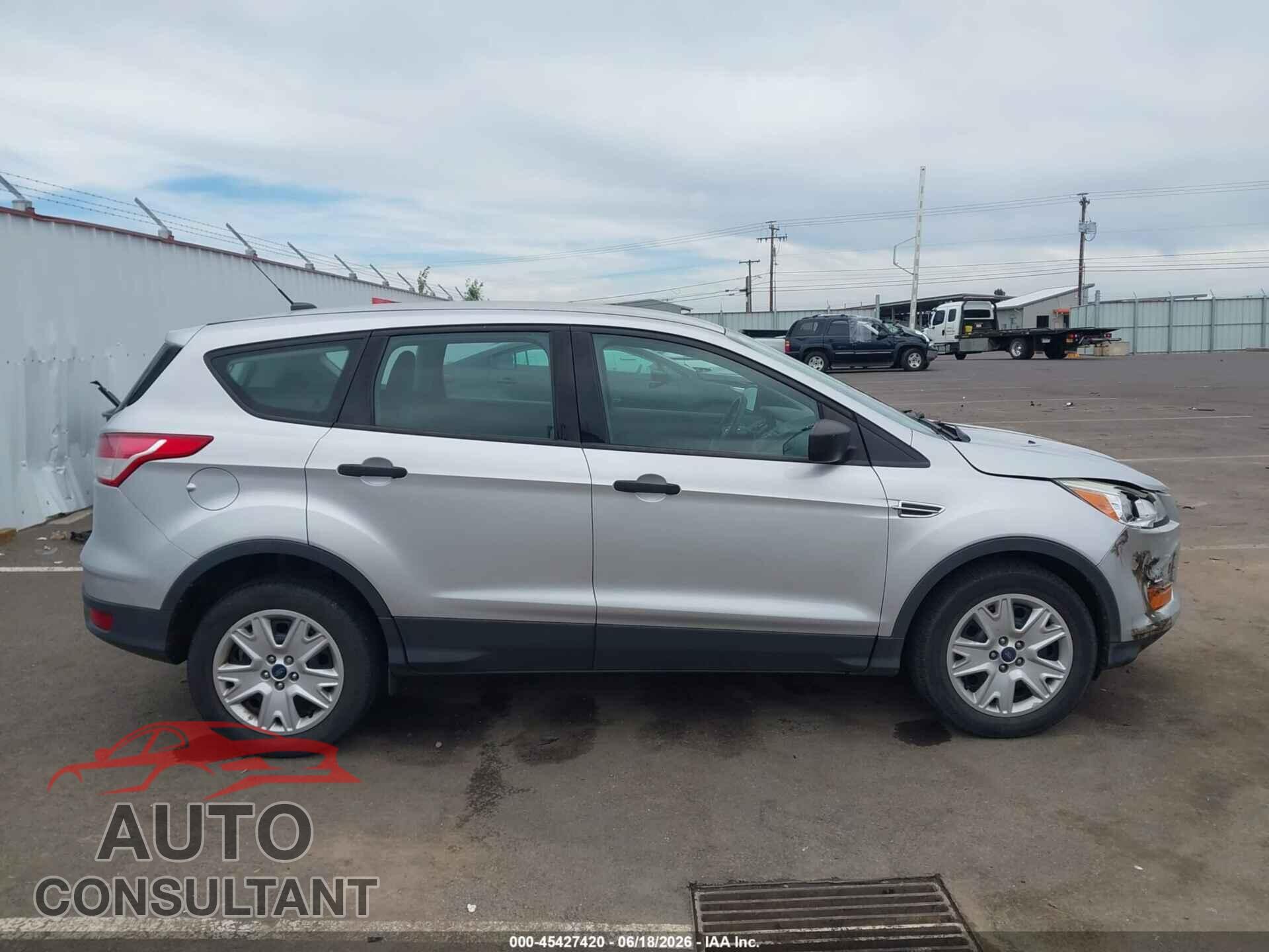 FORD ESCAPE 2014 - 1FMCU0F77EUB32674