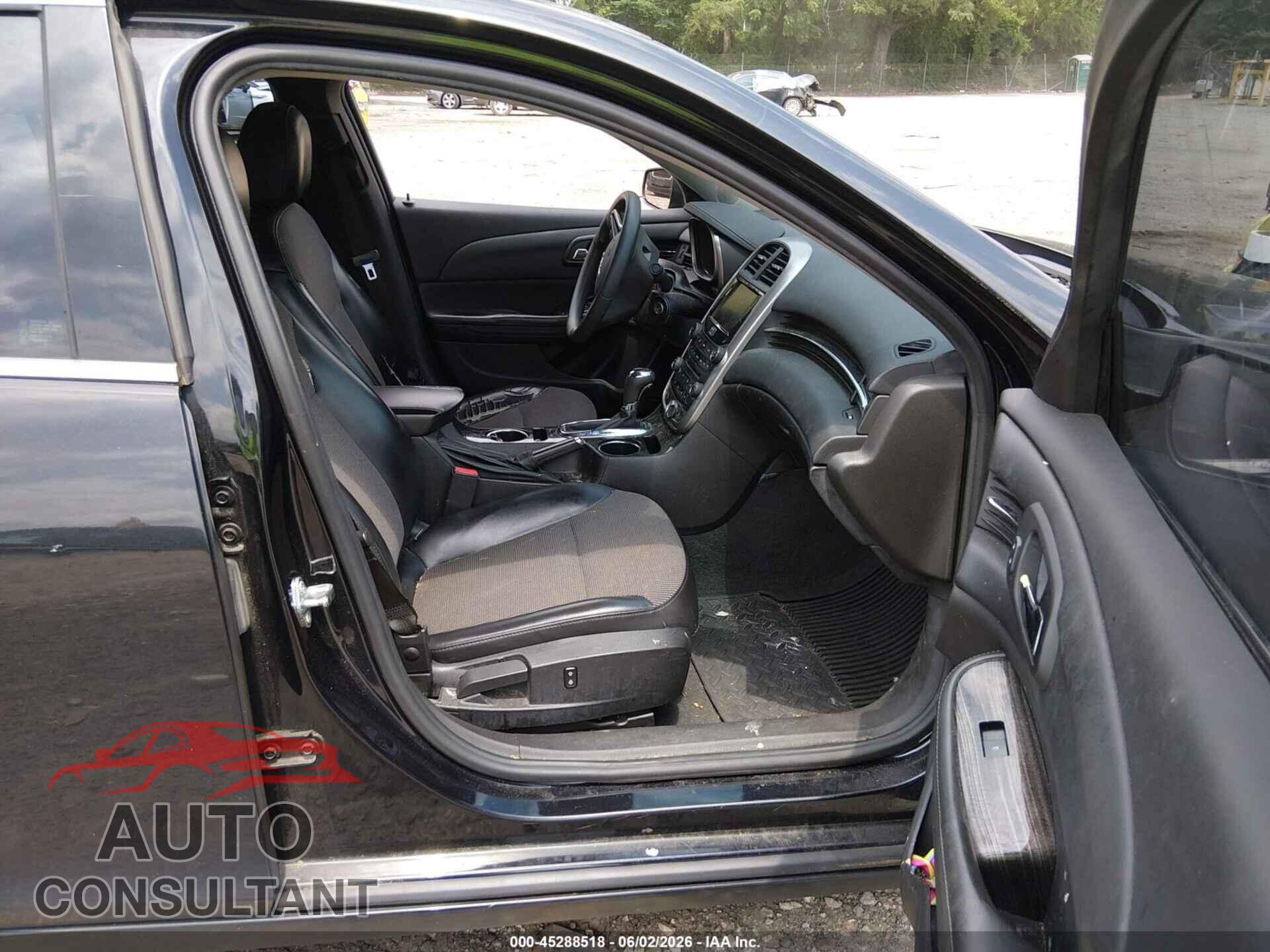 CHEVROLET MALIBU 2015 - 1G11C5SL4FF243180