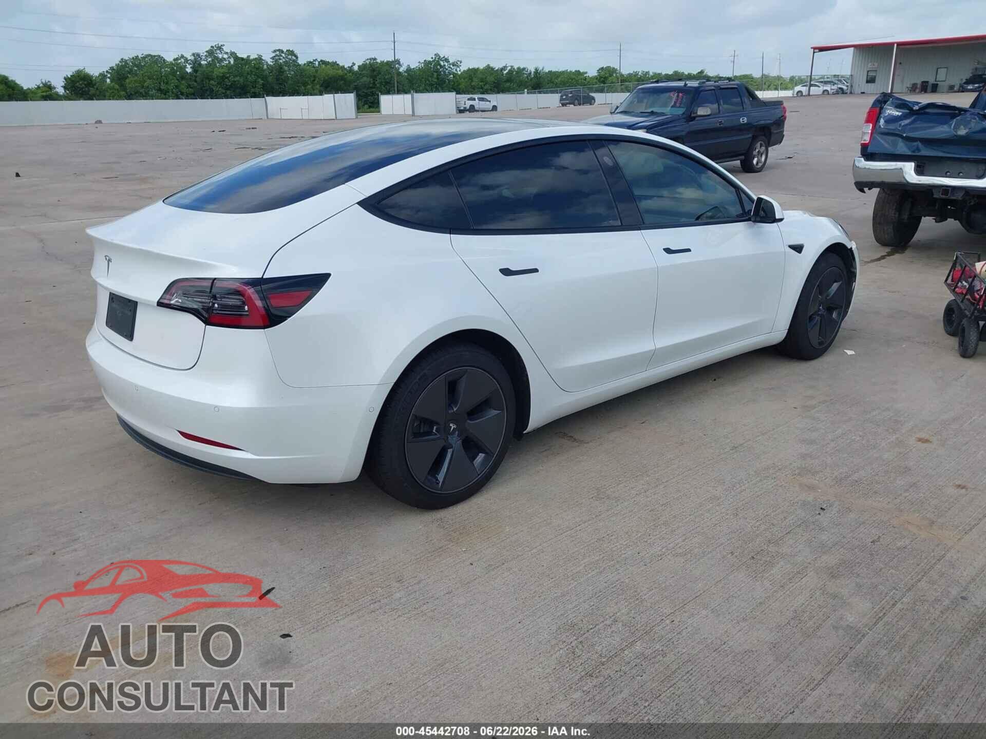 TESLA MODEL 3 2021 - 5YJ3E1EAXMF963551