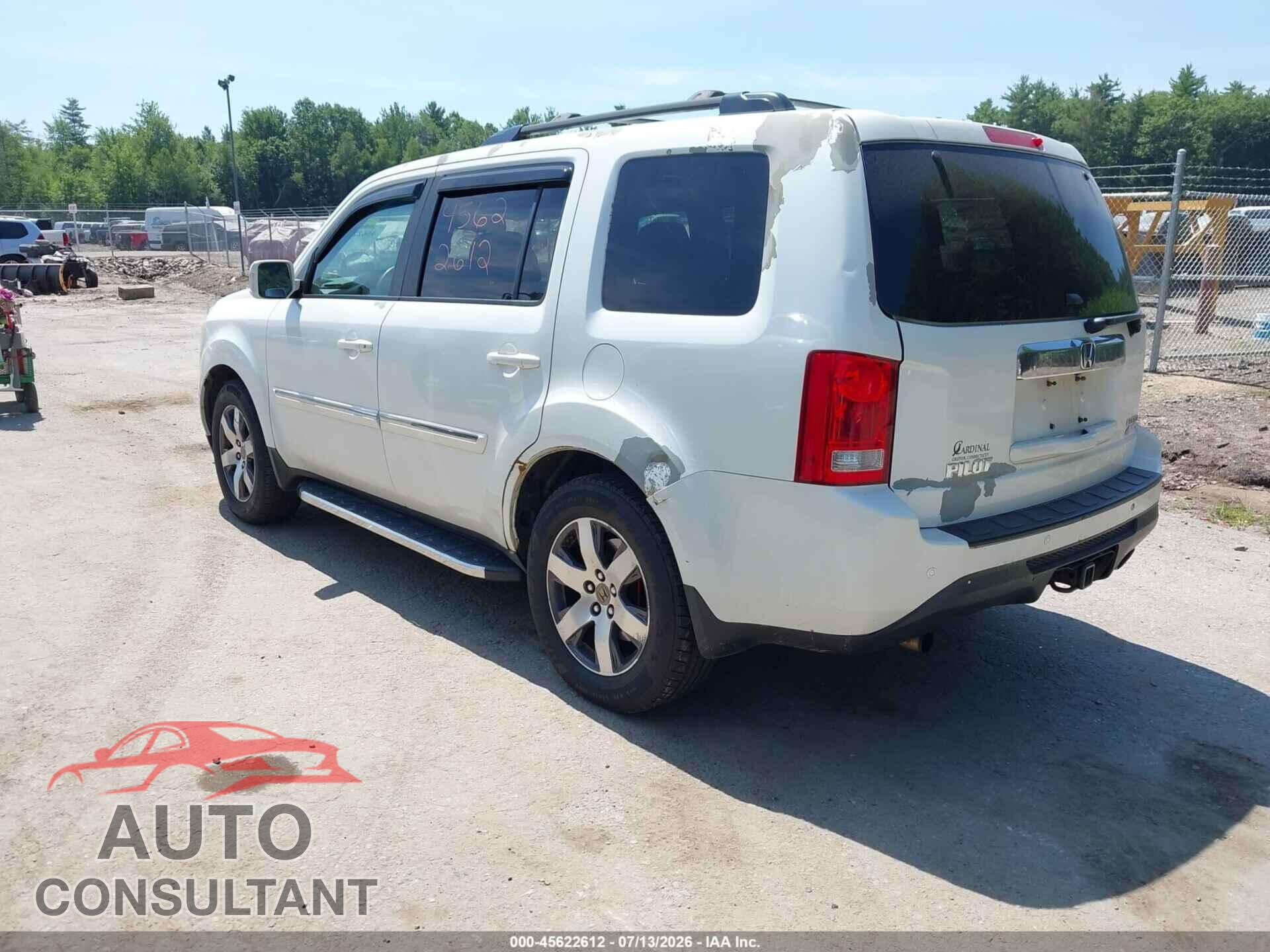 HONDA PILOT 2013 - 5FNYF4H98DB011654