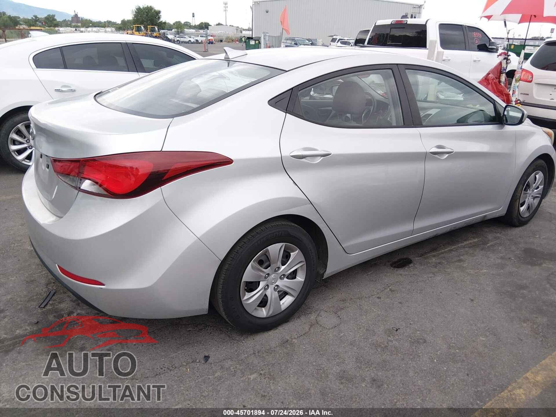 HYUNDAI ELANTRA 2016 - 5NPDH4AE6GH742489