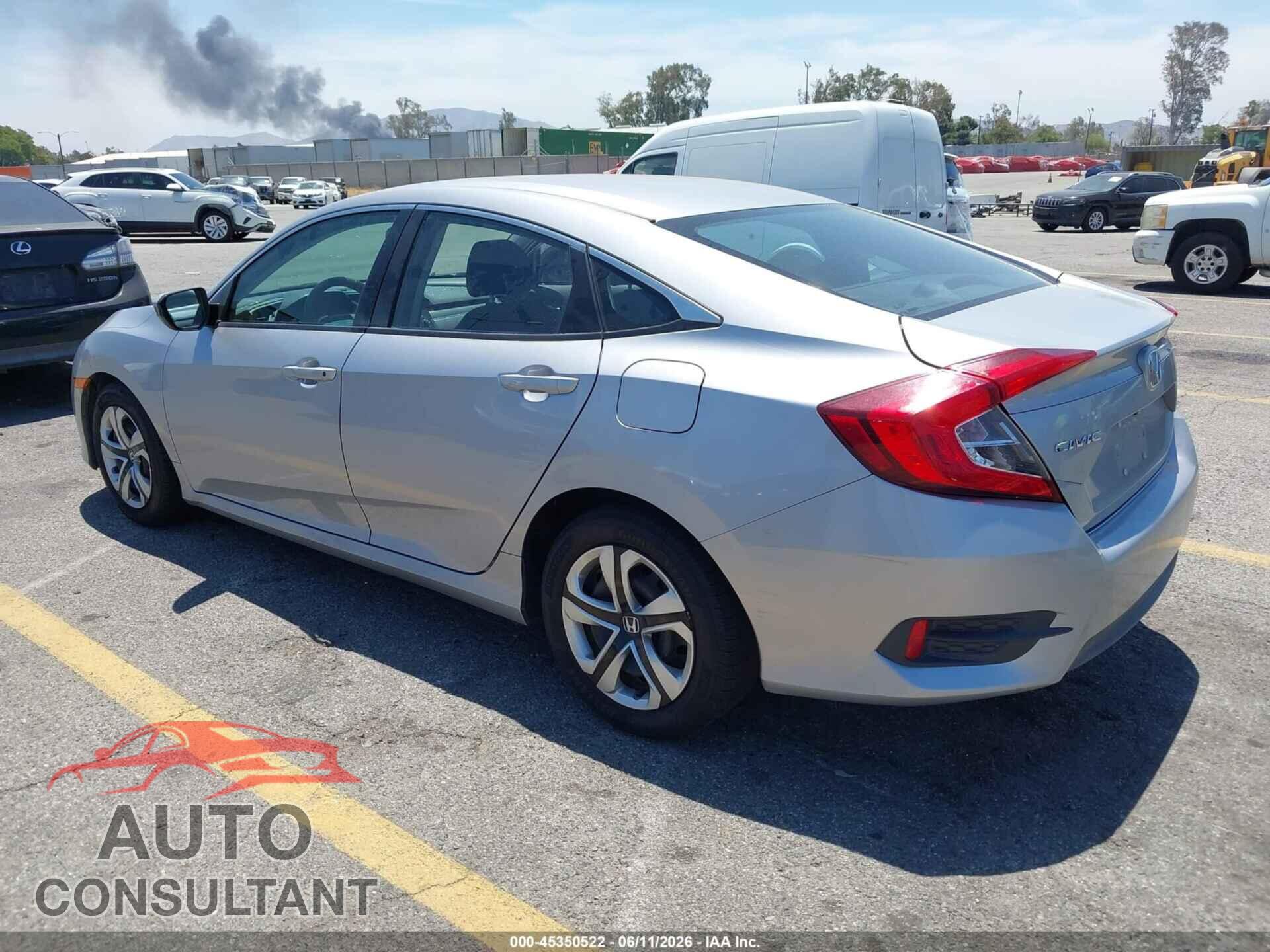 HONDA CIVIC 2017 - 2HGFC2F58HH575133