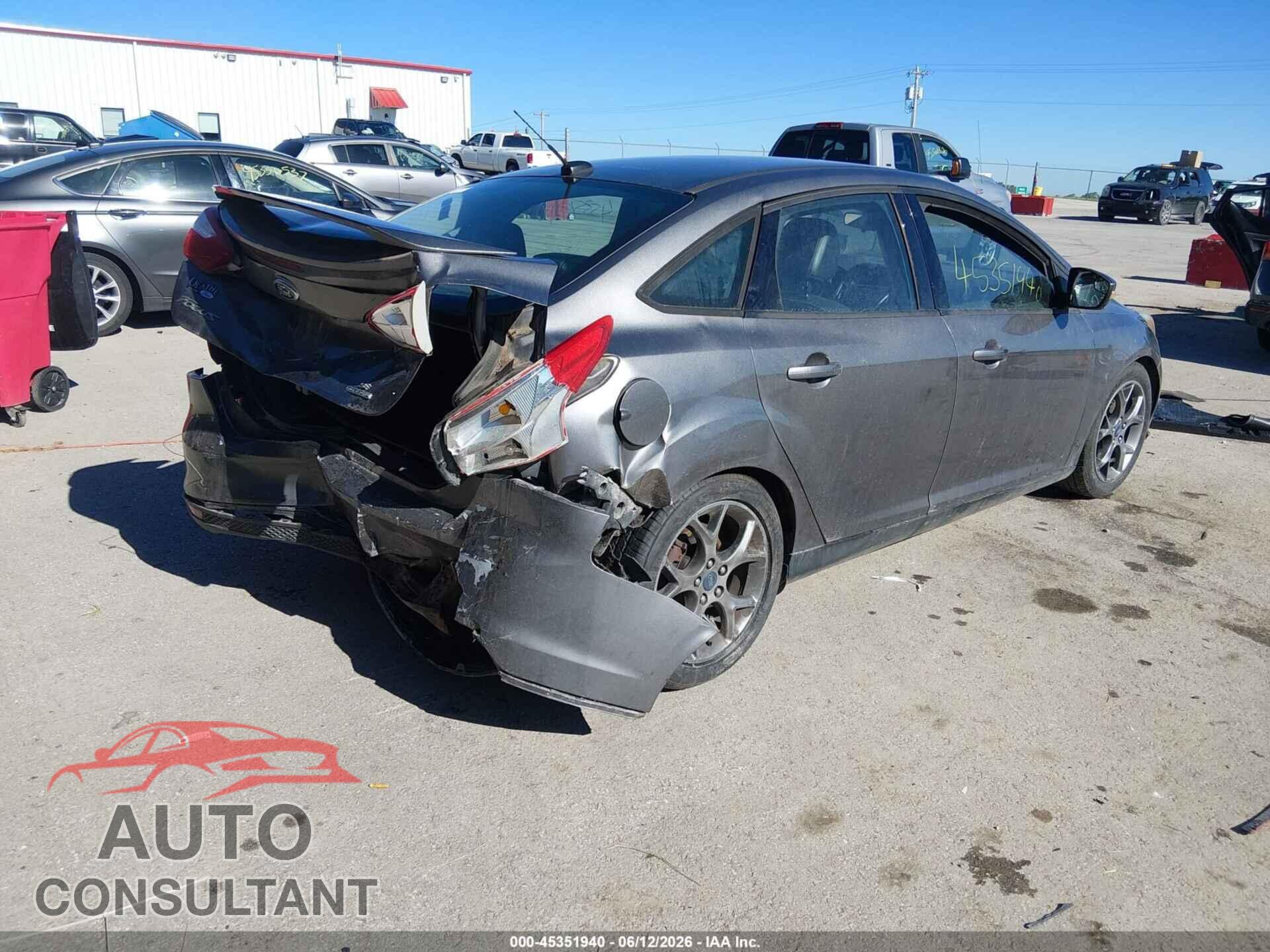 FORD FOCUS 2014 - 1FADP3F20EL212092