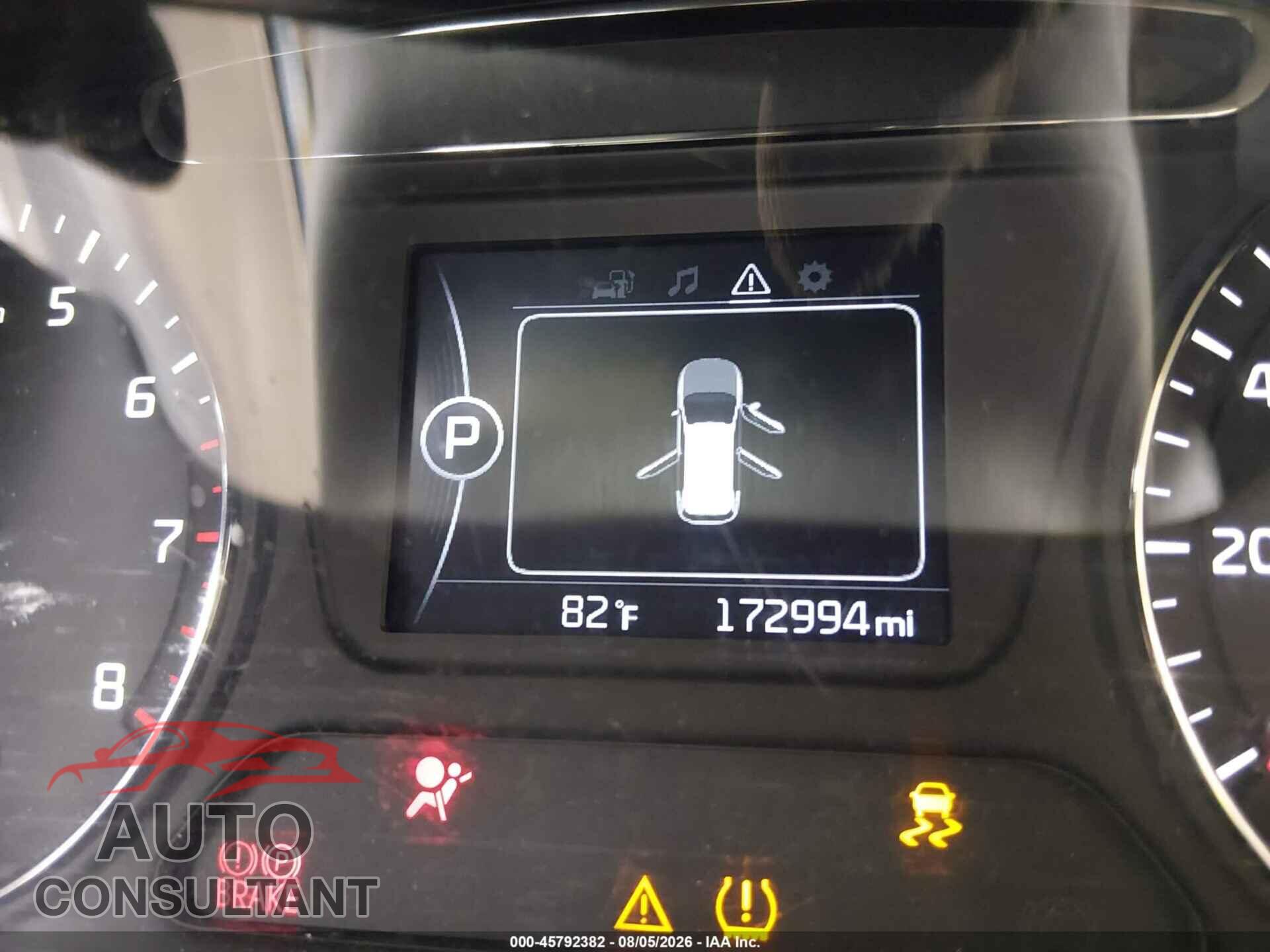 KIA SORENTO 2017 - 5XYPG4A58HG250099
