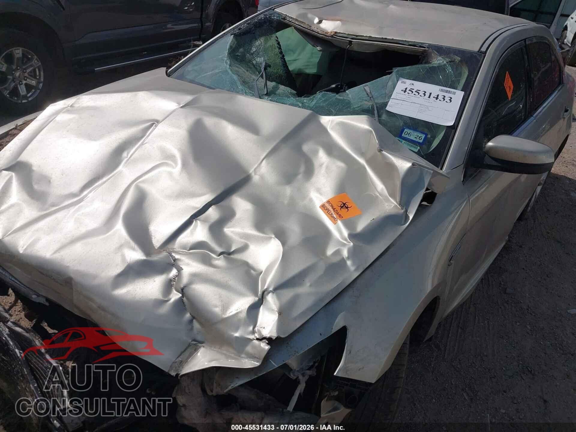 FORD TAURUS 2011 - 1FAHP2EW2BG124715