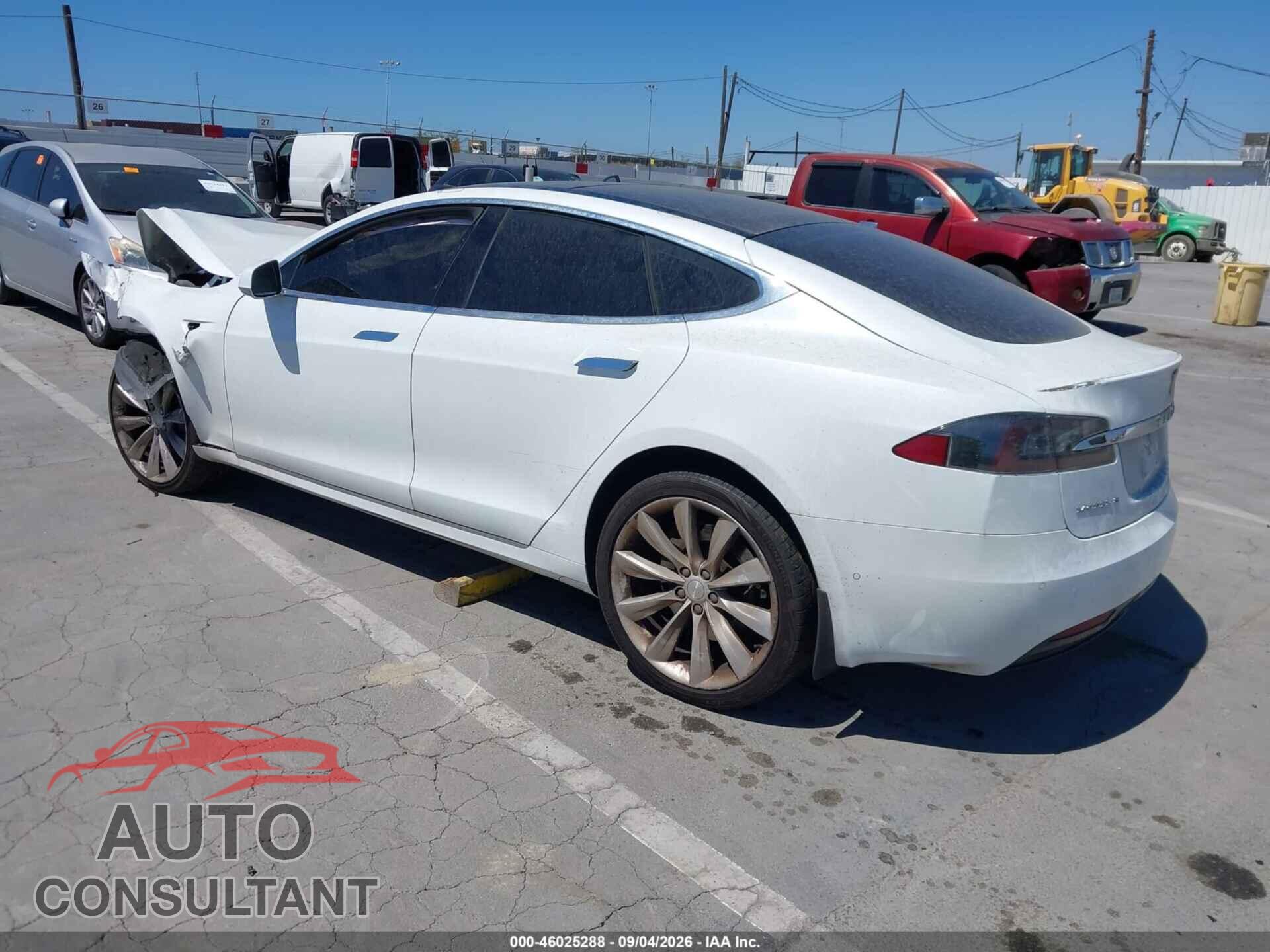 TESLA MODEL S 2016 - 5YJSA1E15GF159945