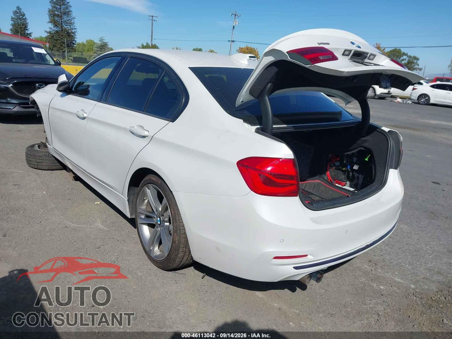 BMW 328I 2016 - WBA8E3G53GNU04105