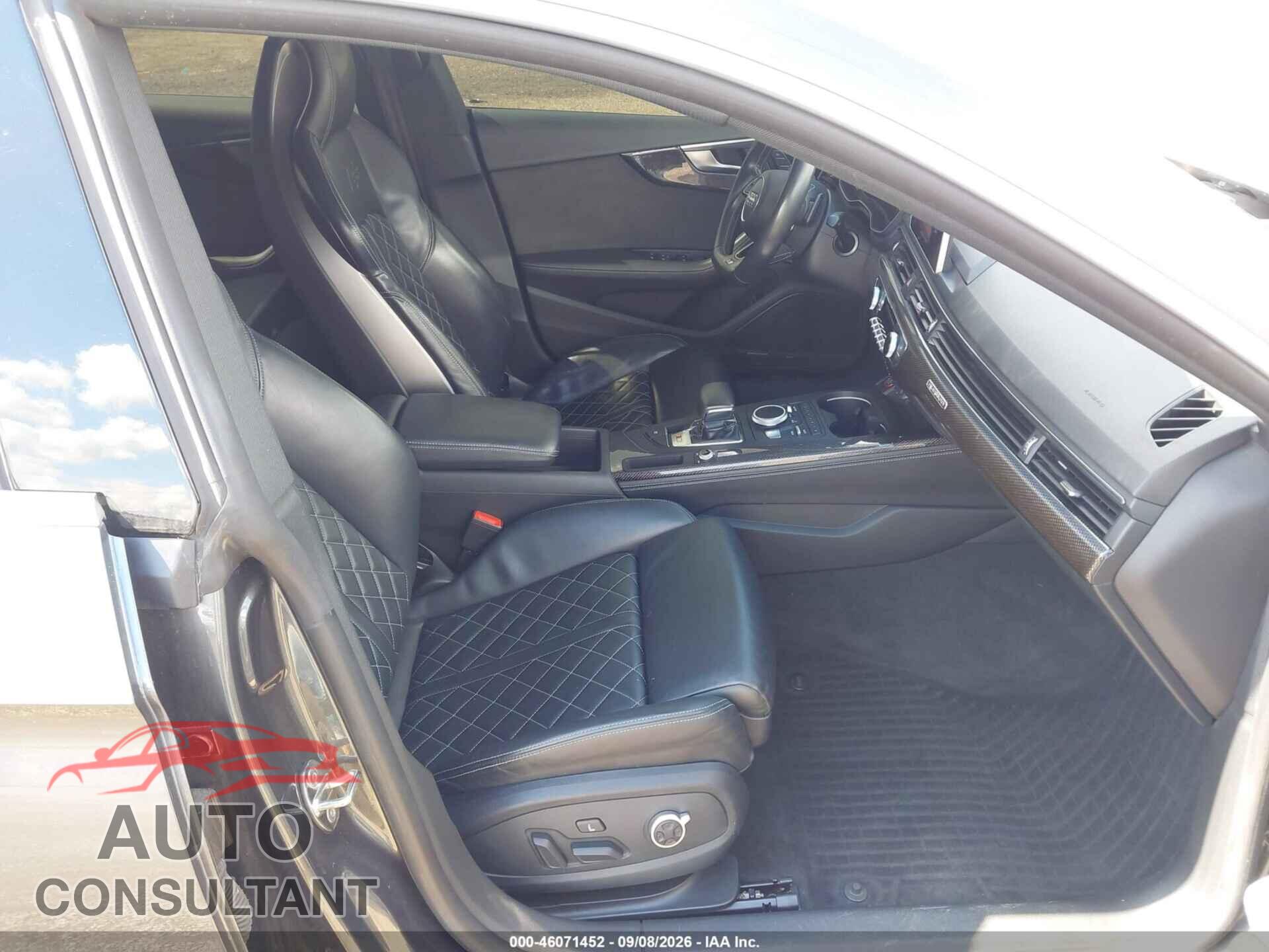 AUDI S5 2018 - WAUC4CF50JA033675