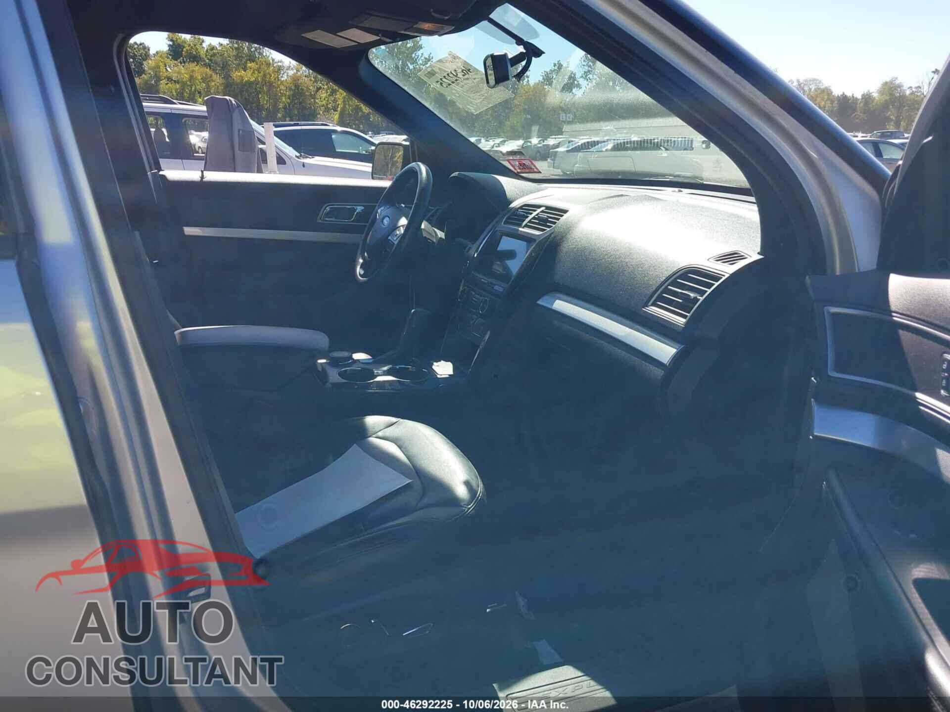 FORD EXPLORER 2017 - 1FM5K8D82HGE17844