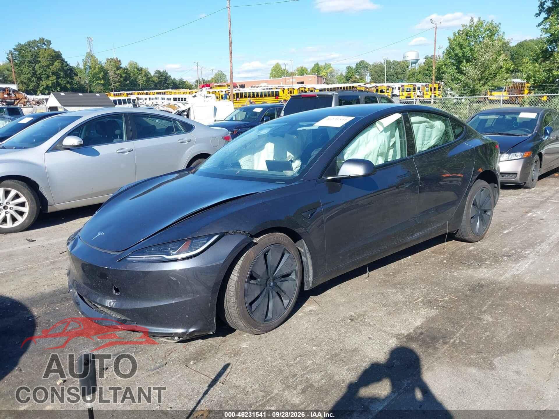 TESLA MODEL 3 2025 - 5YJ3E1EA7SF034589