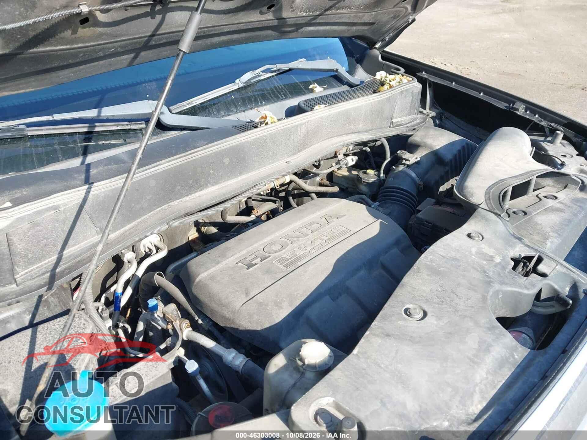 HONDA PILOT 2011 - 5FNYF4H45BB037565