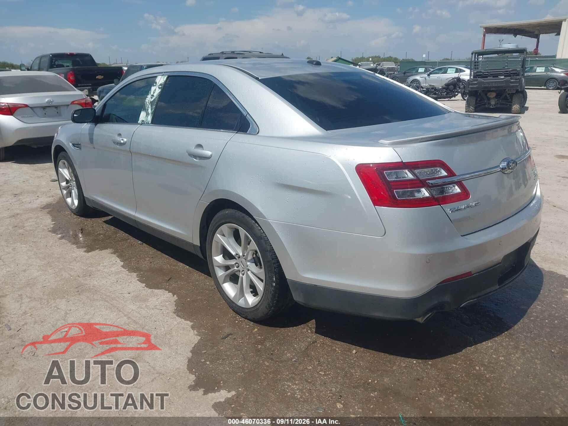 FORD TAURUS 2013 - 1FAHP2E8XDG145865