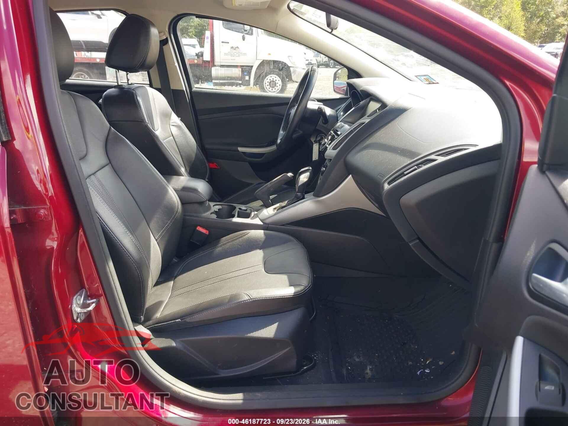 FORD FOCUS 2014 - 1FADP3K20EL459036