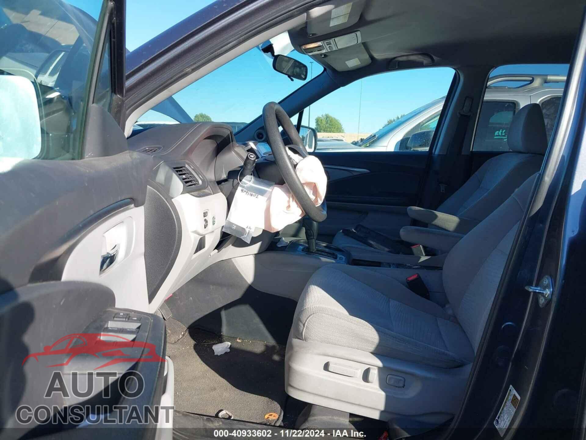 HONDA PILOT 2017 - 5FNYF5H31HB001684