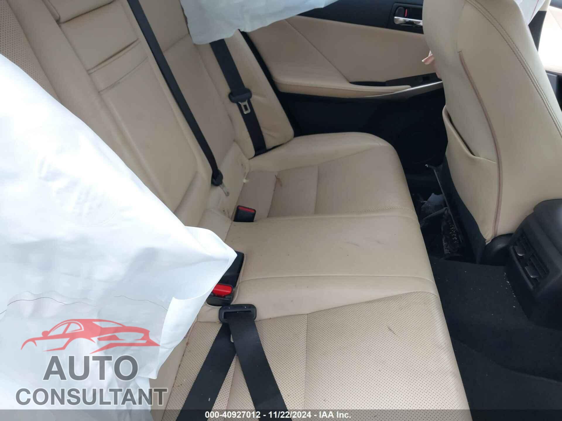 LEXUS IS 250 2015 - JTHCF1D29F5019153