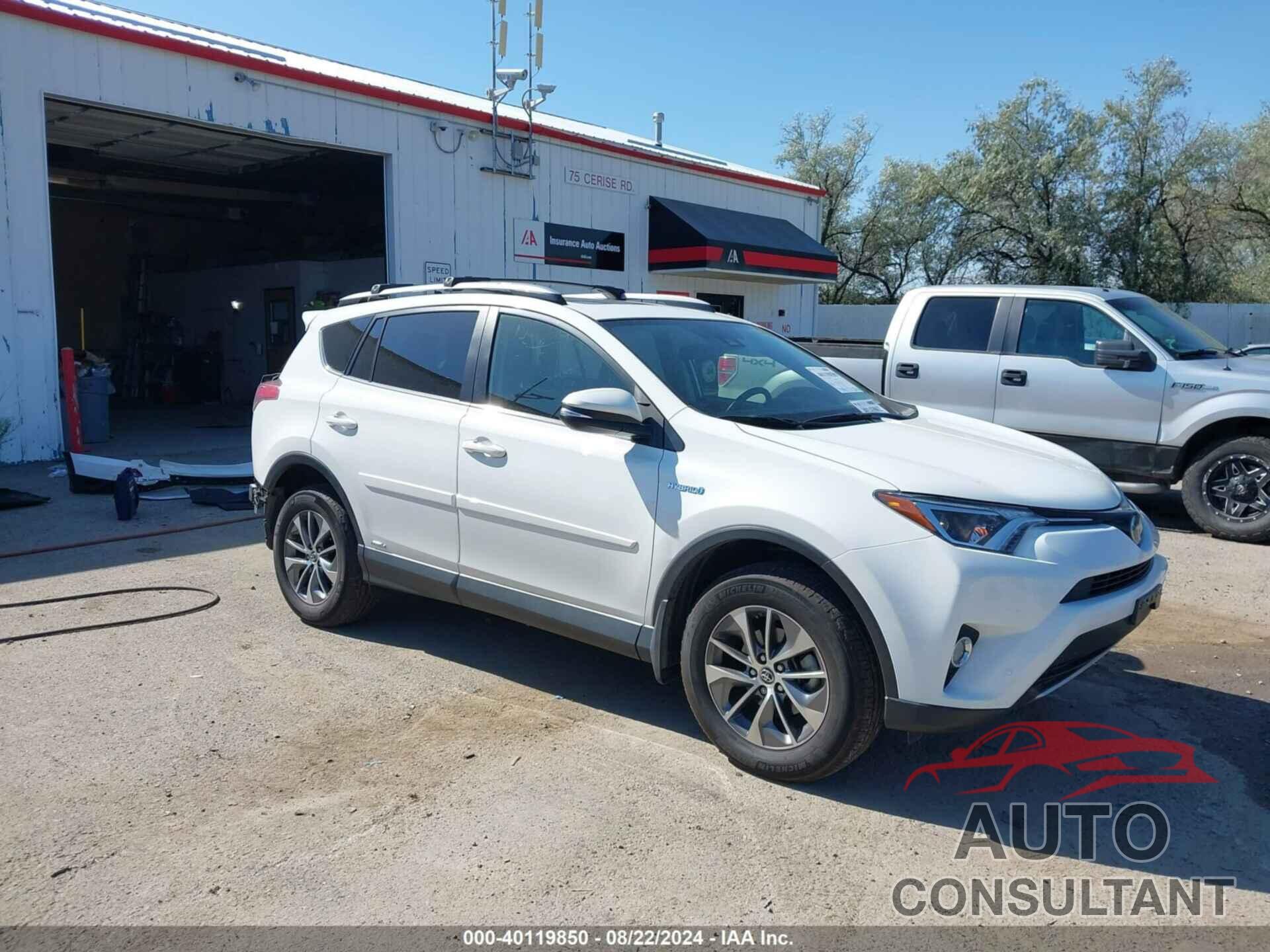 TOYOTA RAV4 HYBRID 2018 - JTMRJREV2JD243705