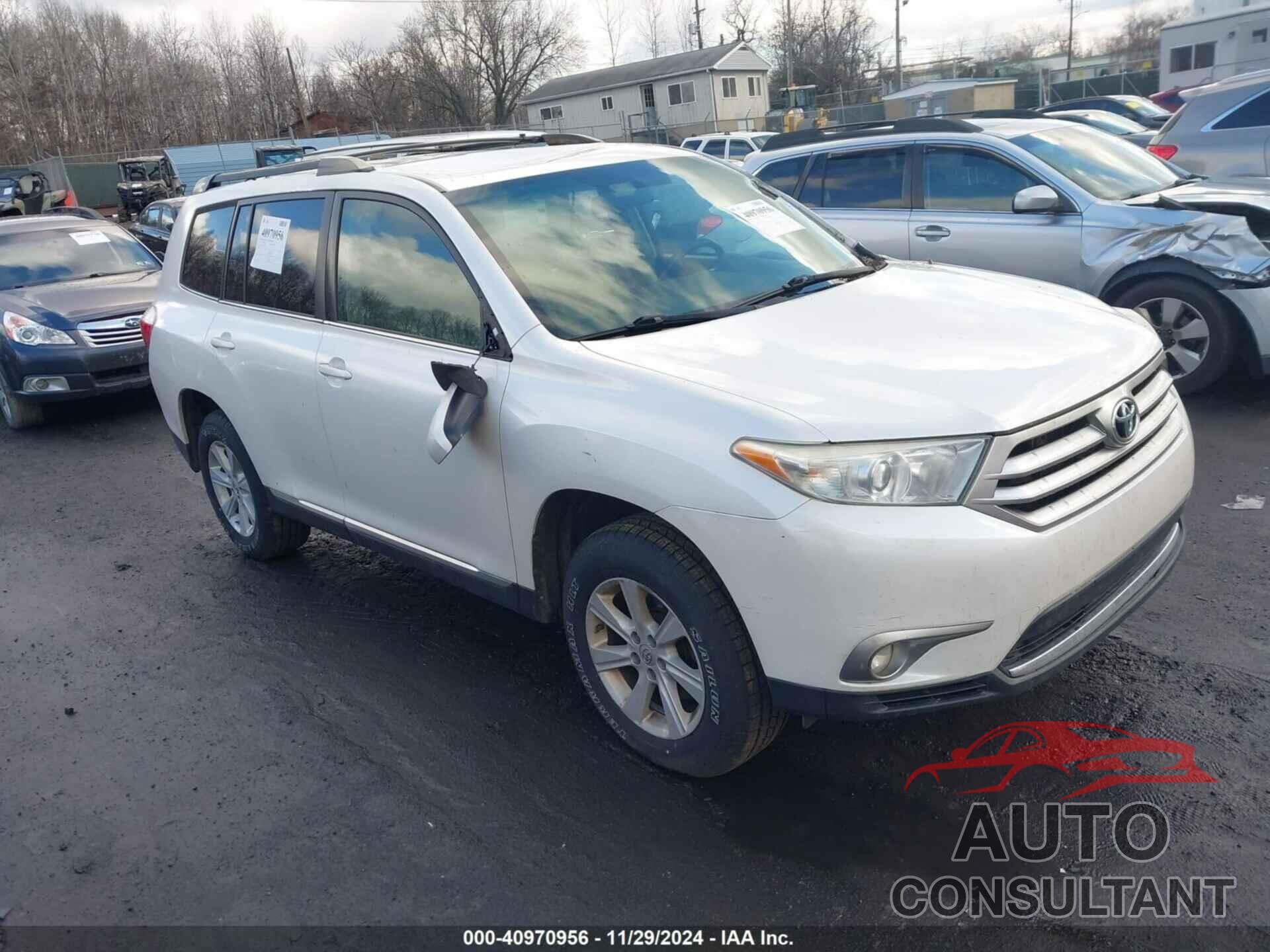 TOYOTA HIGHLANDER 2013 - 5TDBK3EH0DS232829