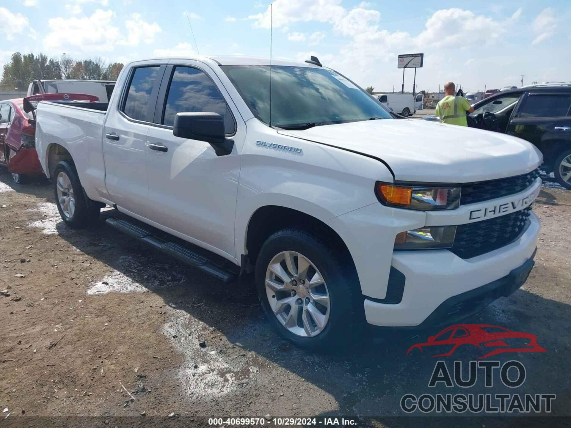 CHEVROLET SILVERADO 1500 2020 - 1GCRWBEF0LZ193605