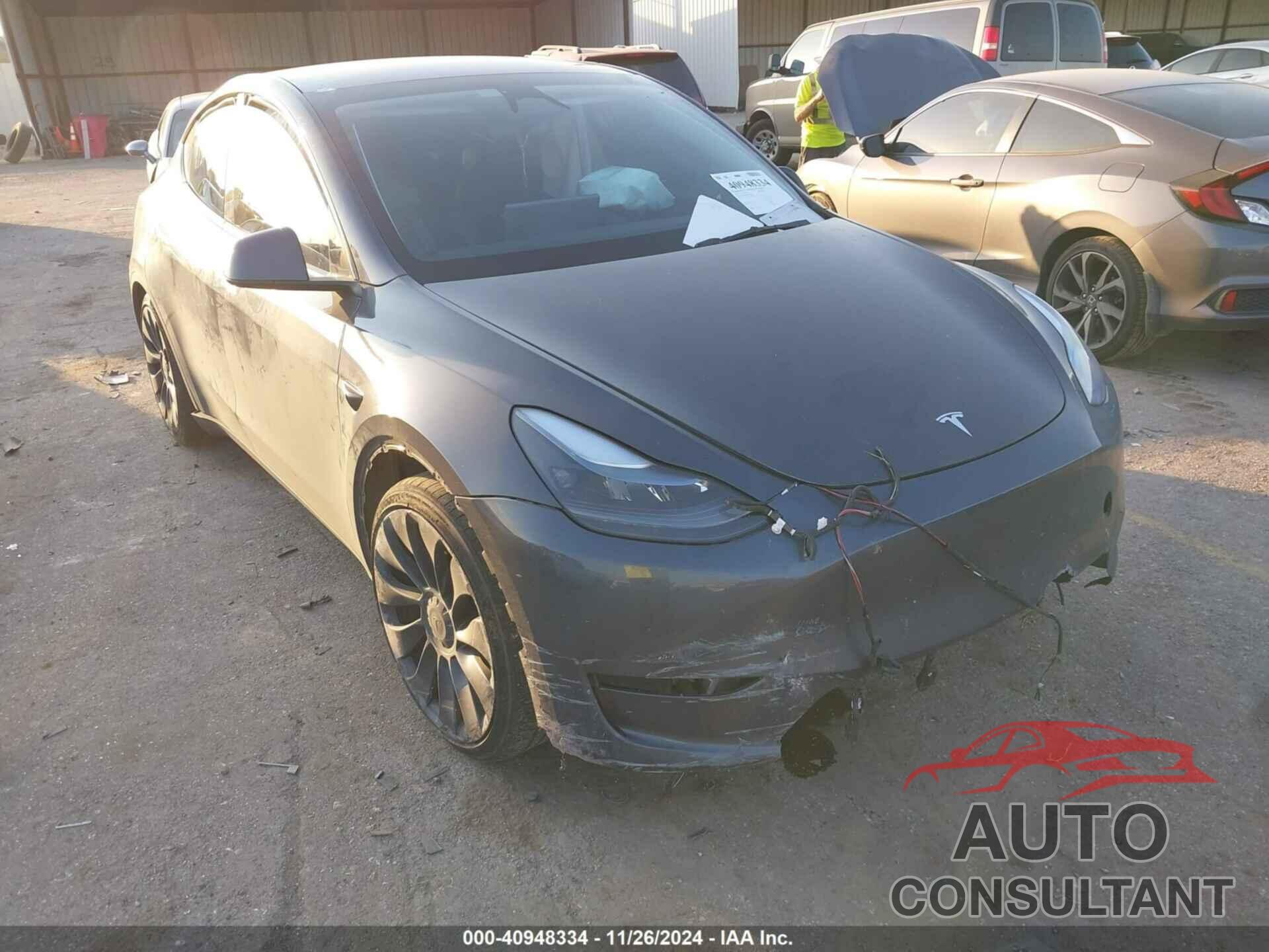 TESLA MODEL Y 2023 - 7SAYGDEF0PF970660