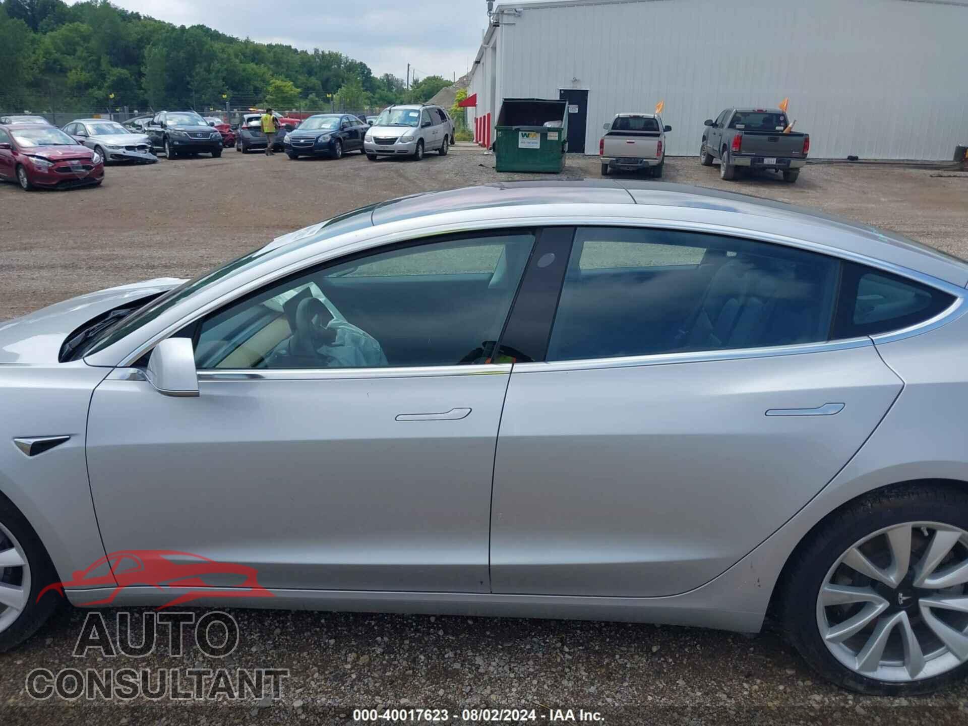 TESLA MODEL 3 2018 - 5YJ3E1EA2JF017973