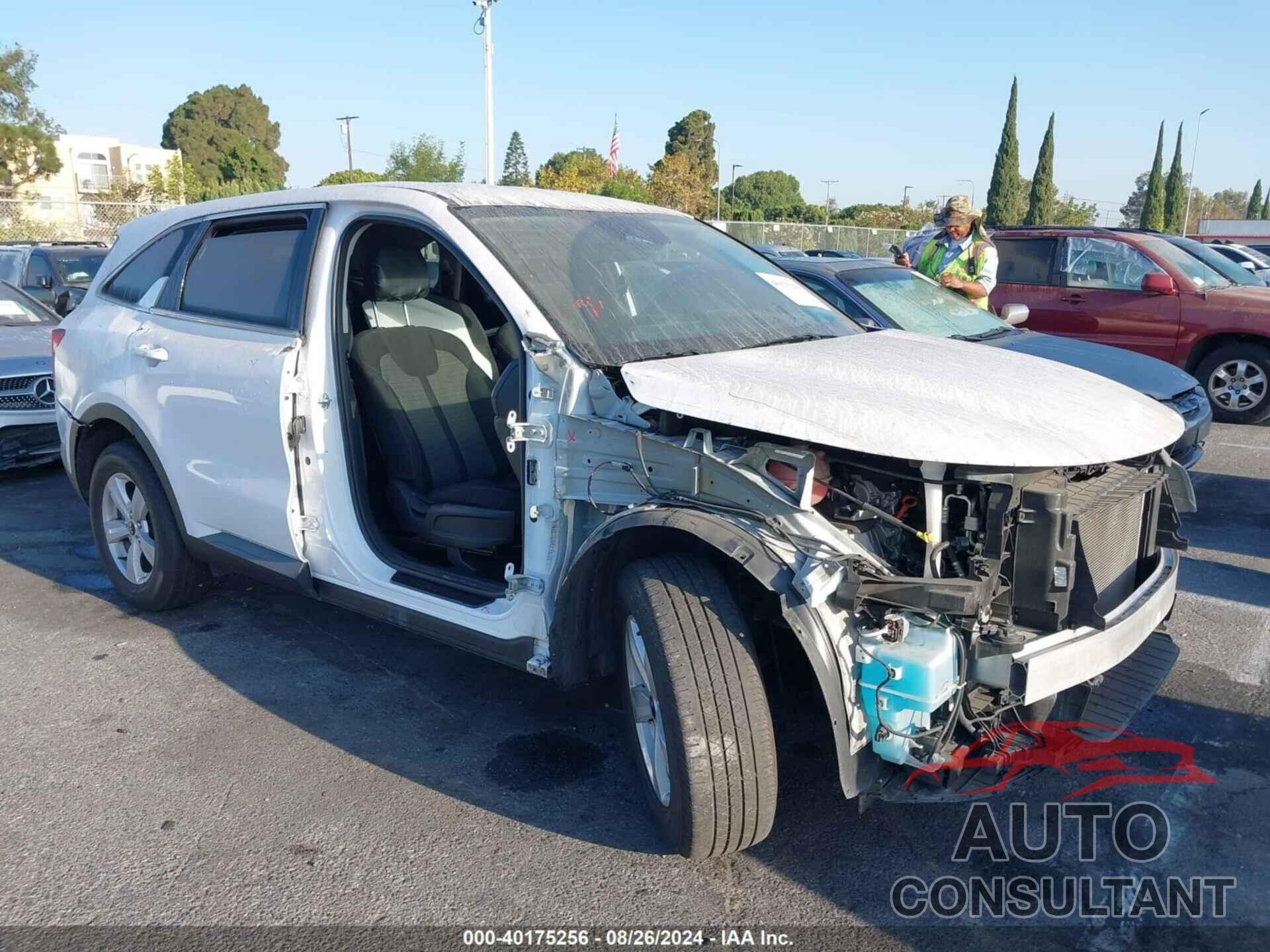 KIA SORENTO 2021 - 5XYRG4LC0MG060487