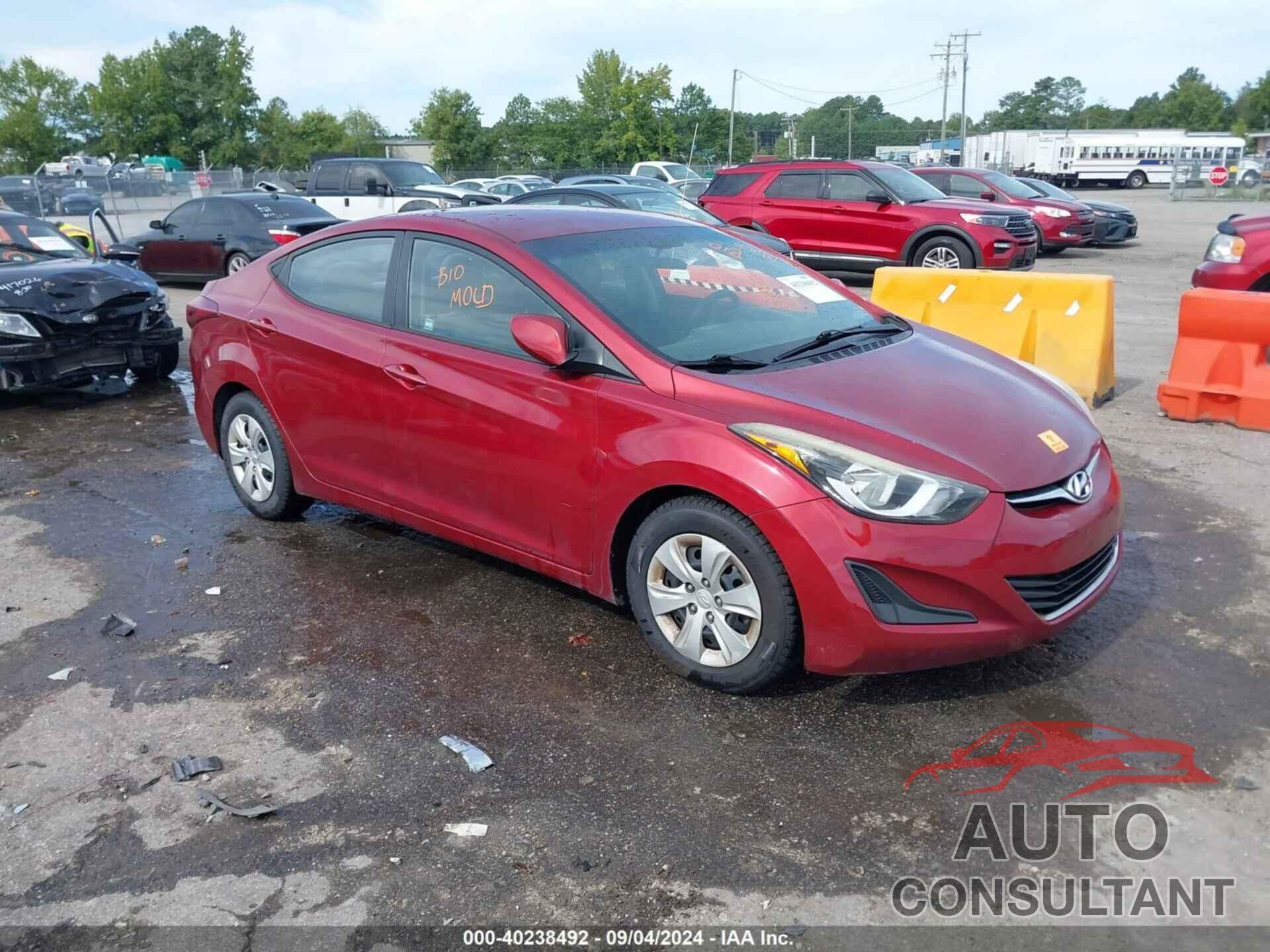 HYUNDAI ELANTRA 2016 - 5NPDH4AE9GH688394