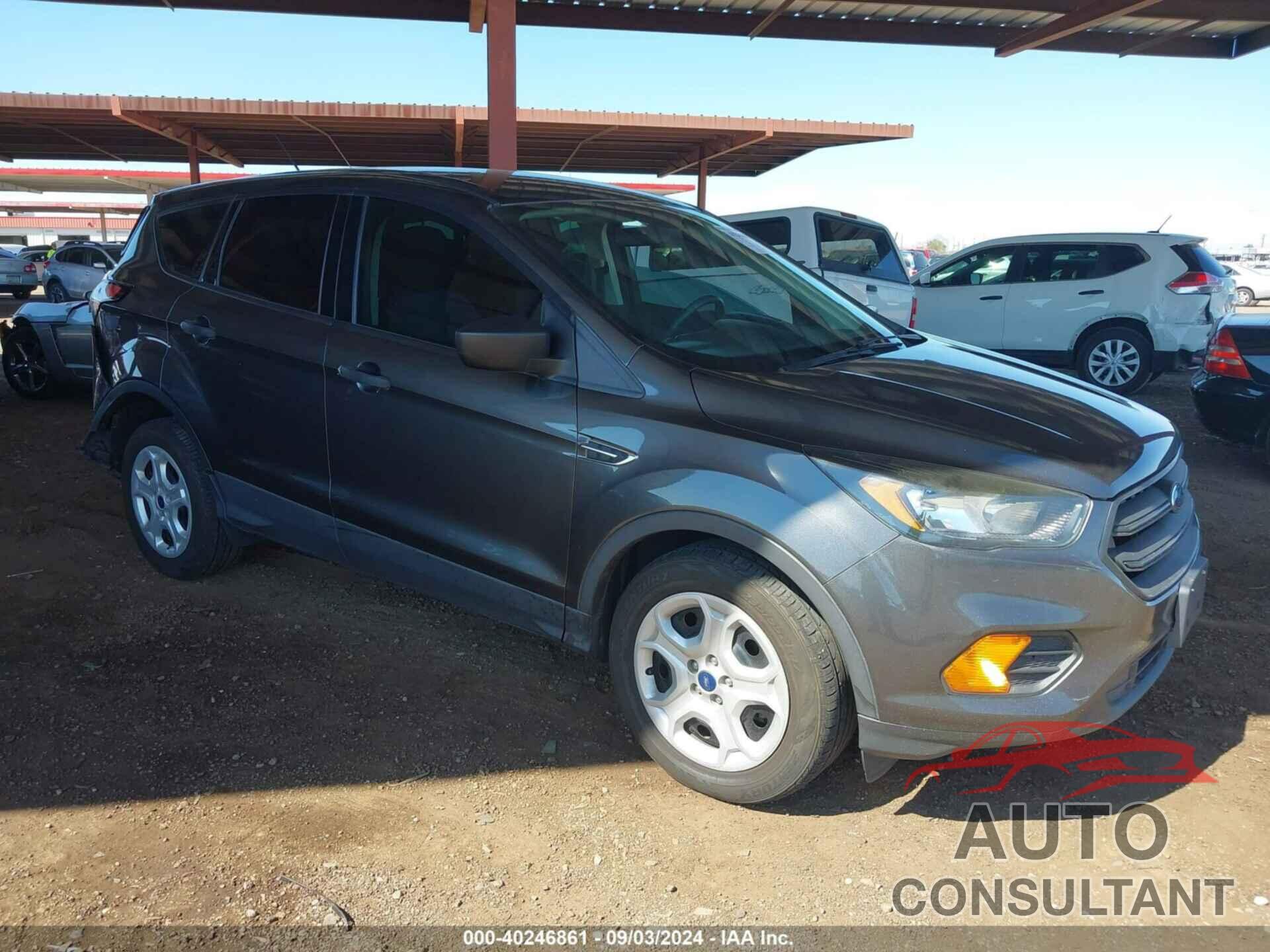 FORD ESCAPE 2018 - 1FMCU0F71JUB84196