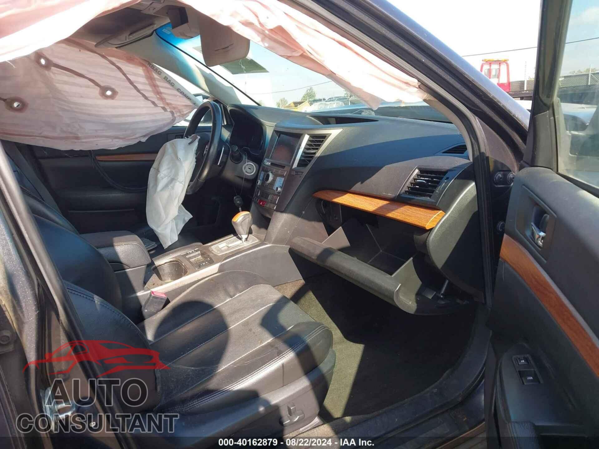 SUBARU OUTBACK 2013 - 4S4BRBLC3D3238568