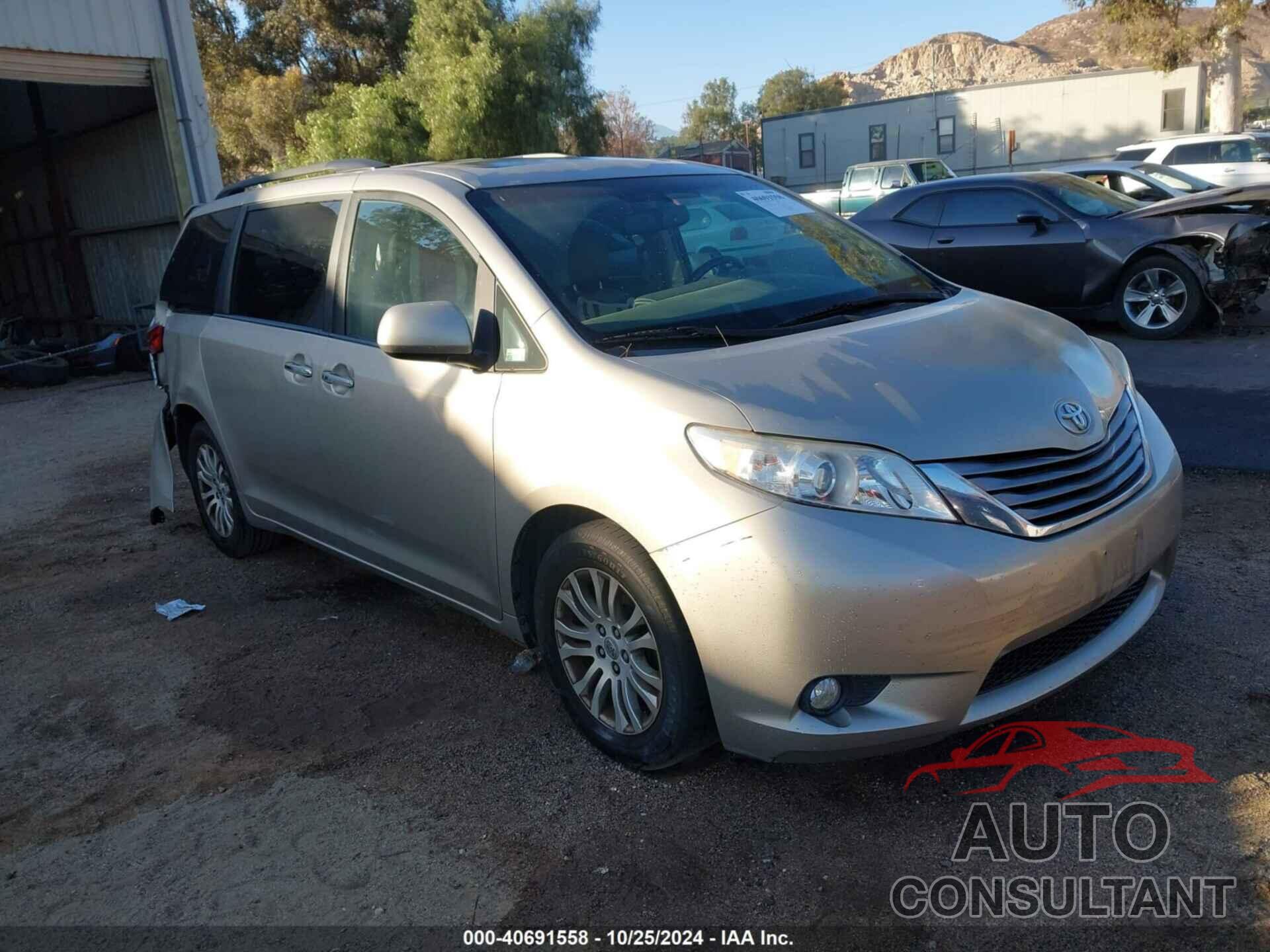 TOYOTA SIENNA 2017 - 5TDYZ3DC4HS886640