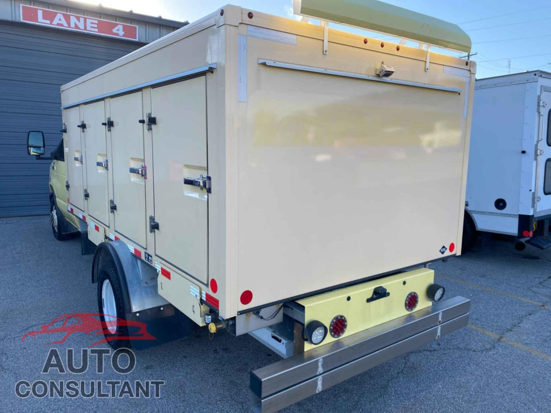 FORD ECONOLINE 2022 - 1FDXE4FN9NDC29492