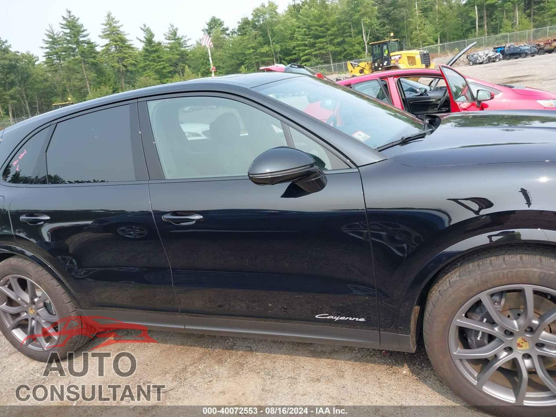 PORSCHE CAYENNE 2024 - WP1AA2AY4RDA04199