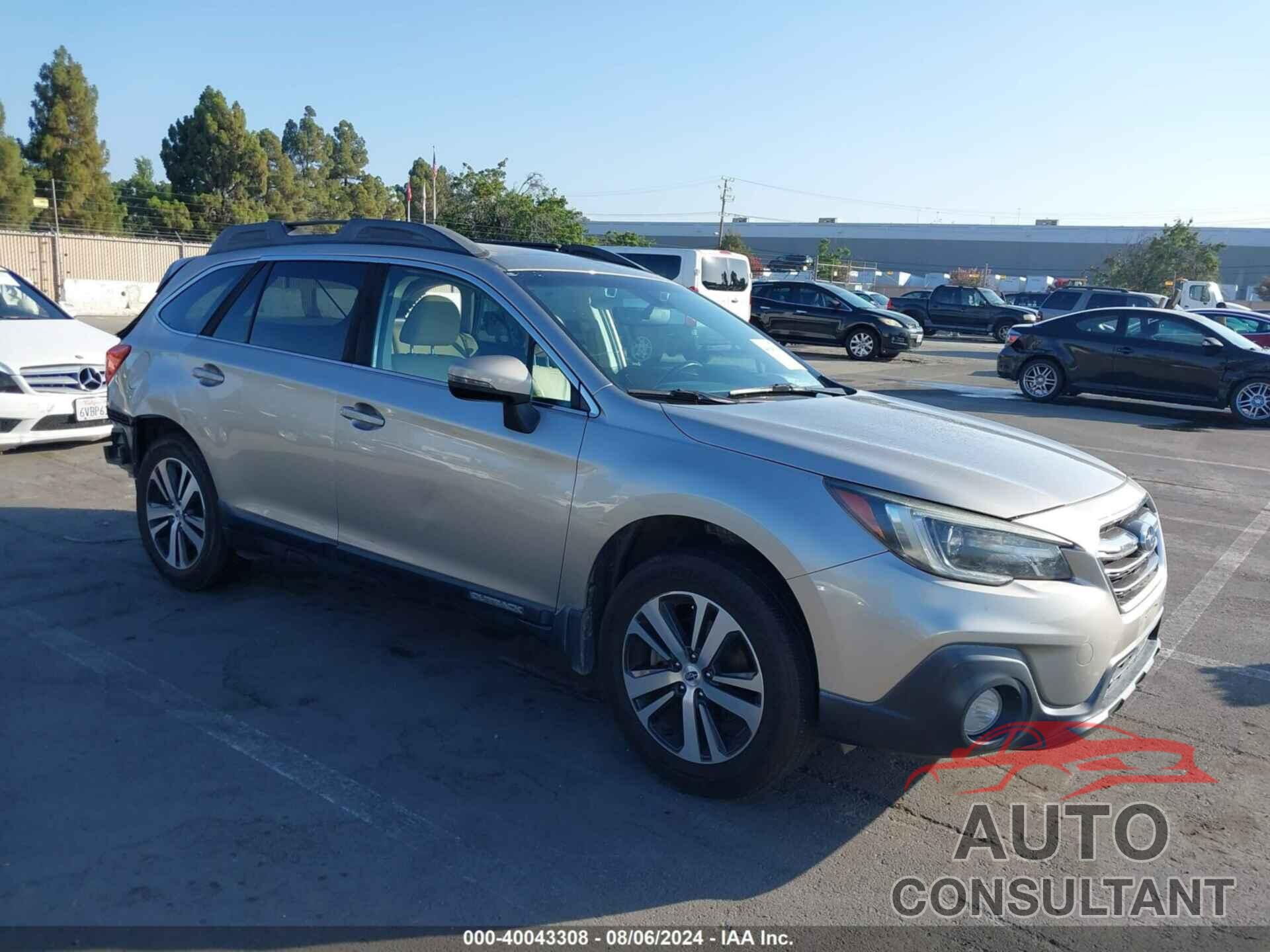 SUBARU OUTBACK 2018 - 4S4BSANC0J3211481